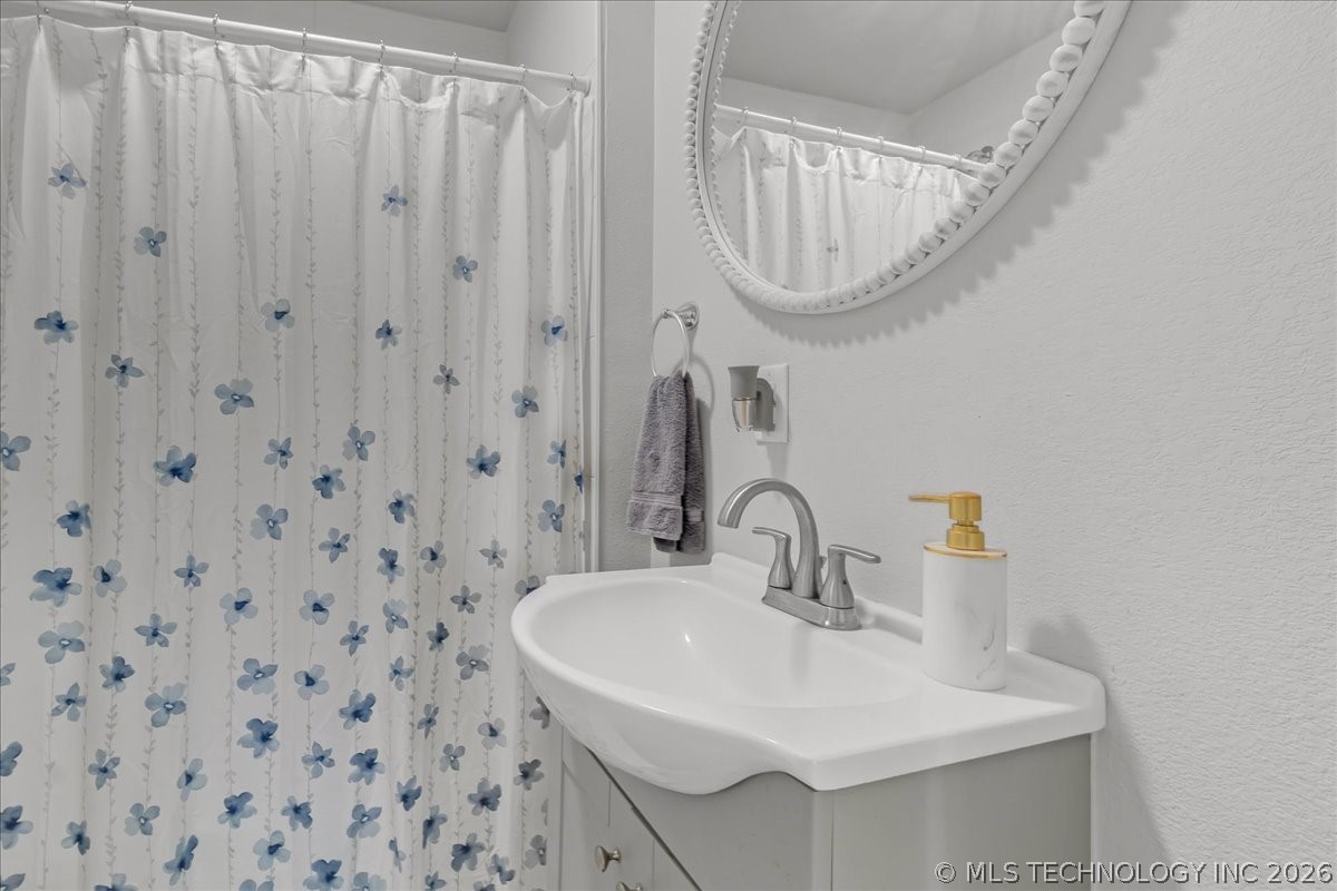 2578 W Hillcrest Drive Cleveland OK 74020