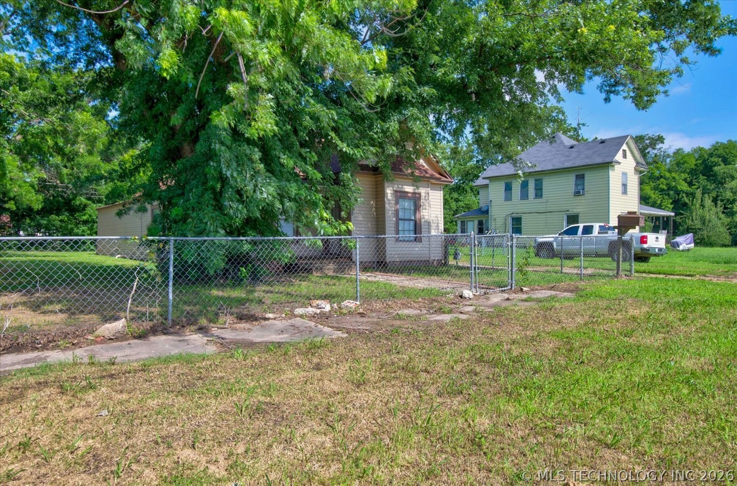 318 S Pecan Street Nowata OK 74048