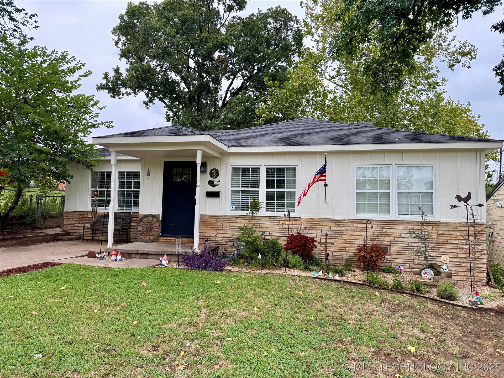 619 E 6th Avenue Bristow OK 74010