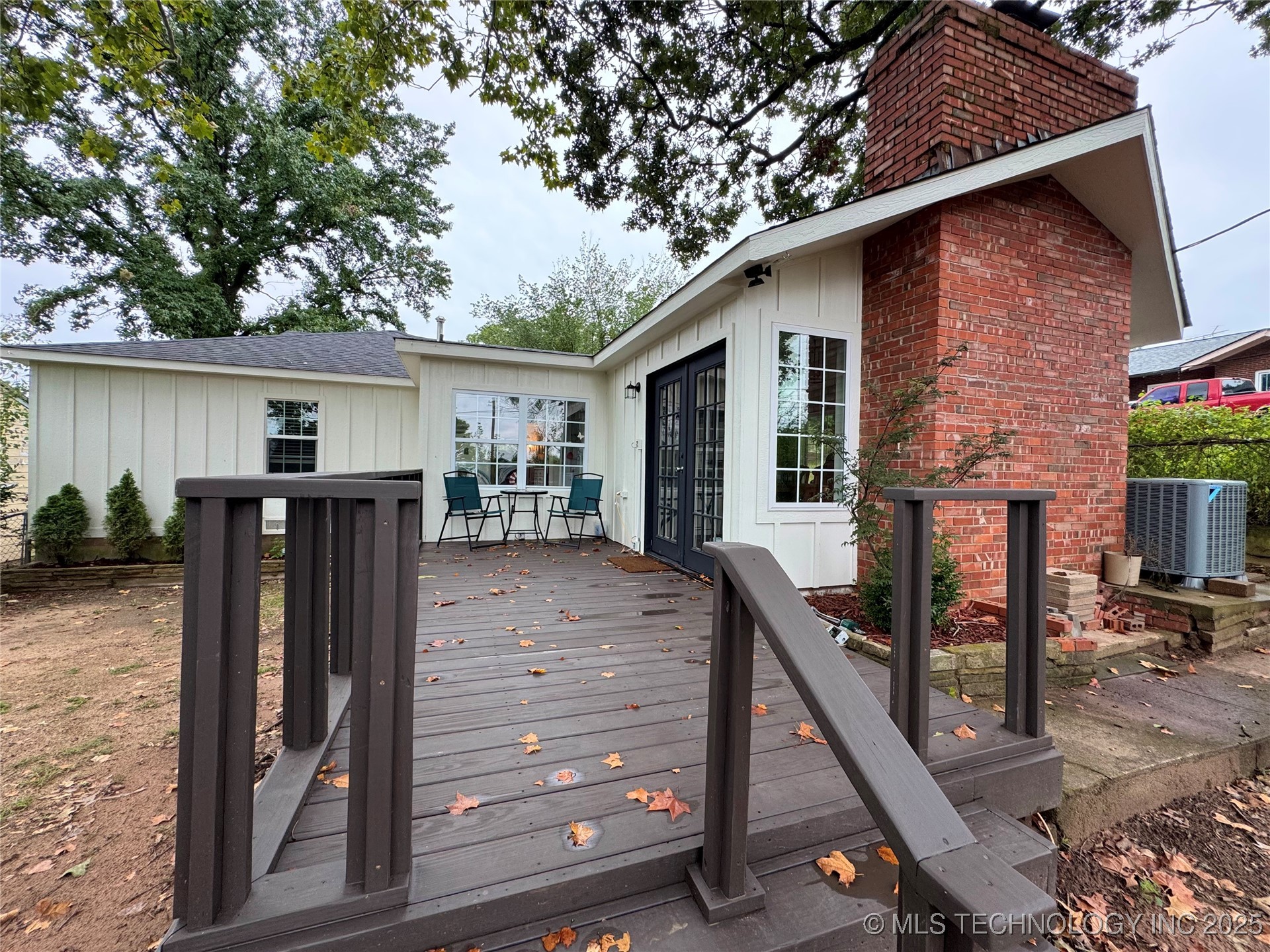 619 E 6th Avenue Bristow OK 74010