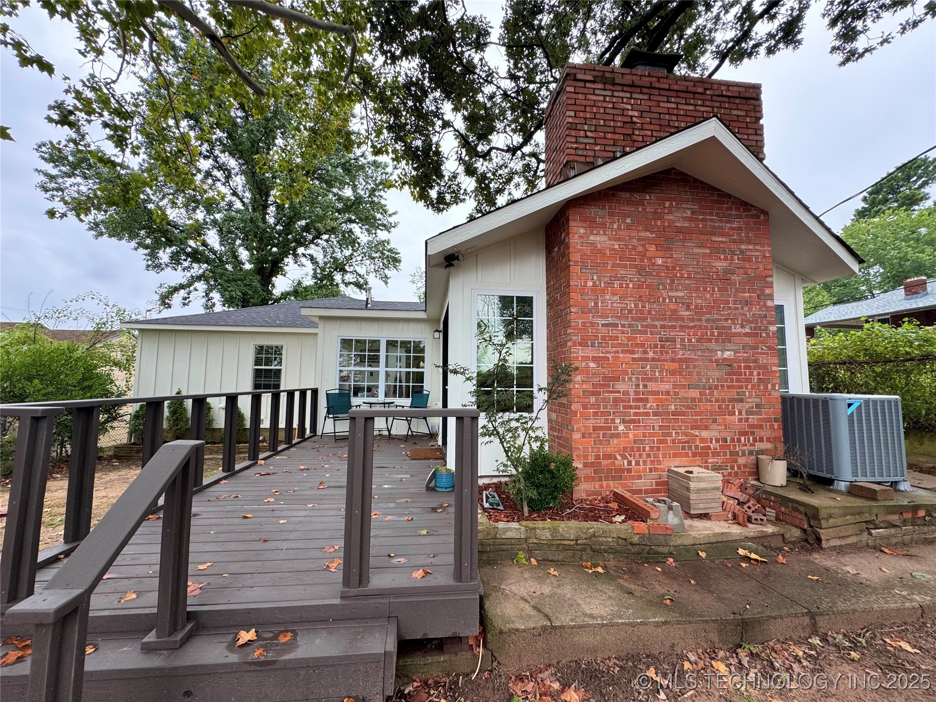 619 E 6th Avenue Bristow OK 74010