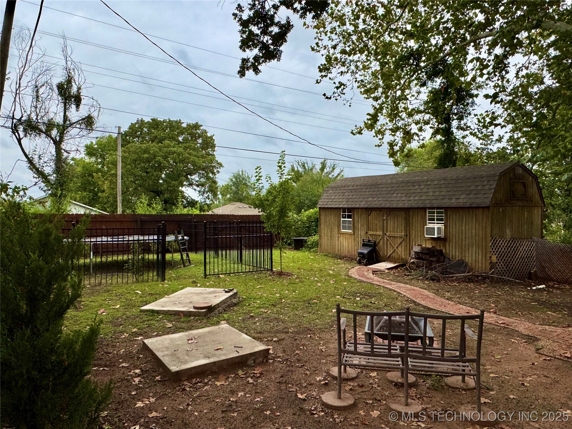 619 E 6th Avenue Bristow OK 74010