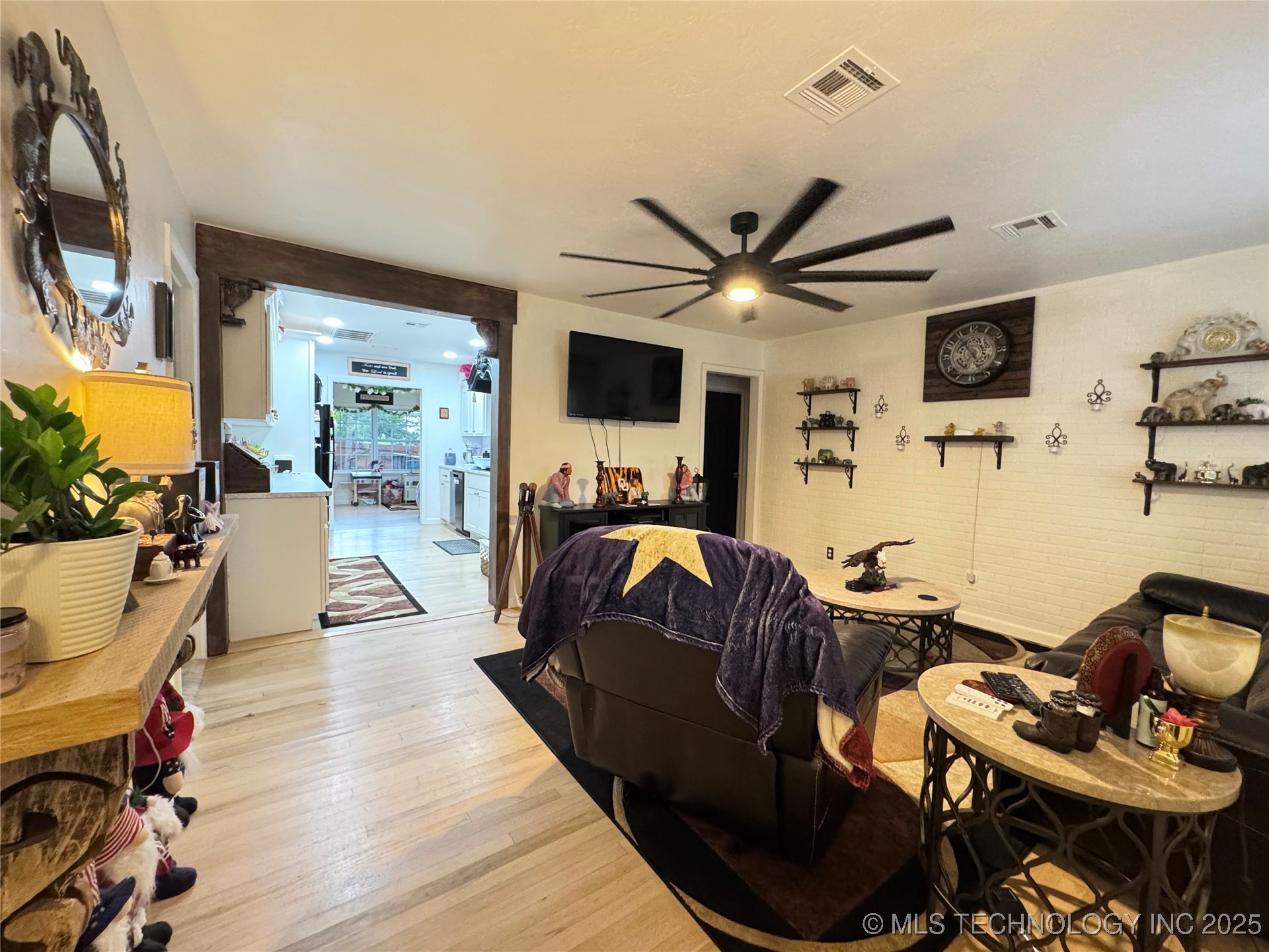 619 E 6th Avenue Bristow OK 74010