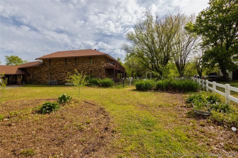 509 Eastgate Boulevard Miami OK 74354