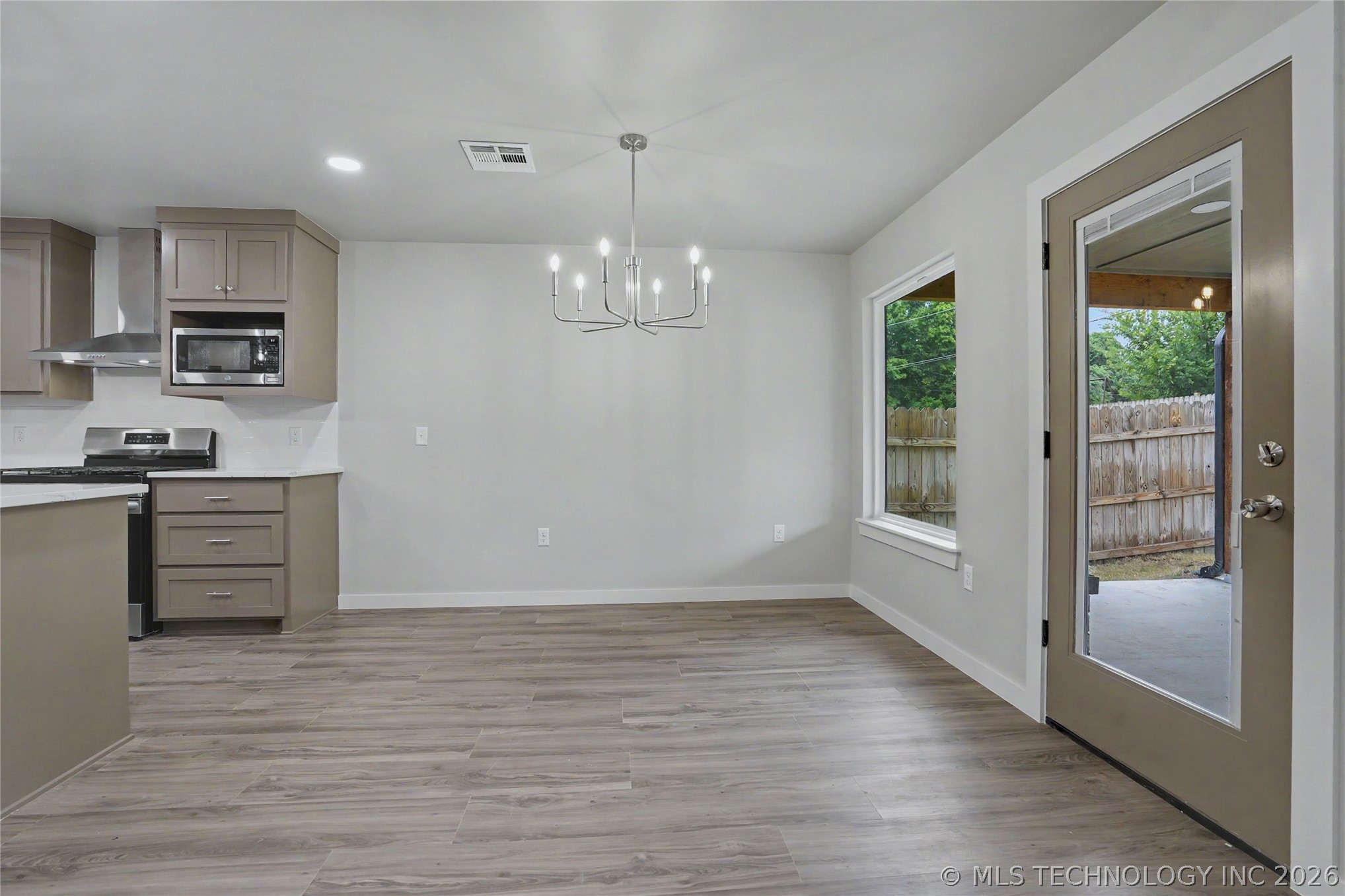 1337 E Hobson Avenue Sapulpa OK 74066