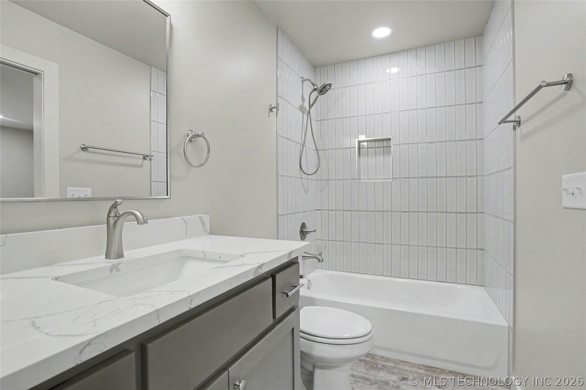 1337 E Hobson Avenue Sapulpa OK 74066