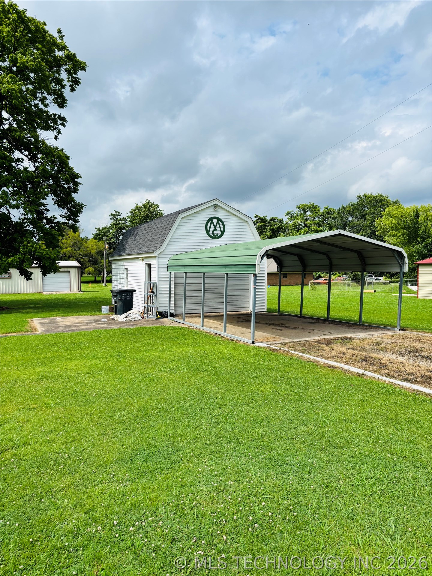 325 College Road Warner OK 74469