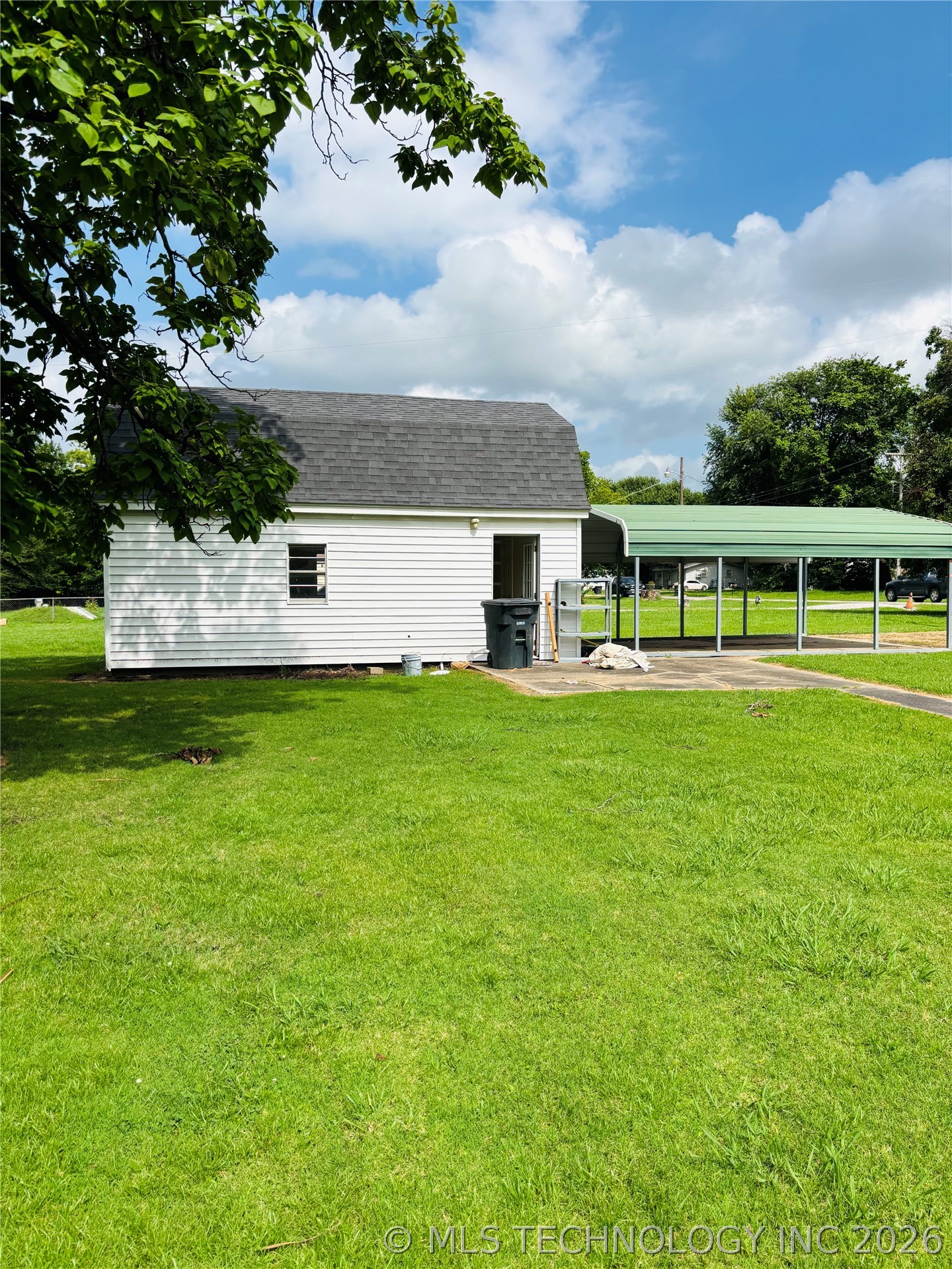325 College Road Warner OK 74469