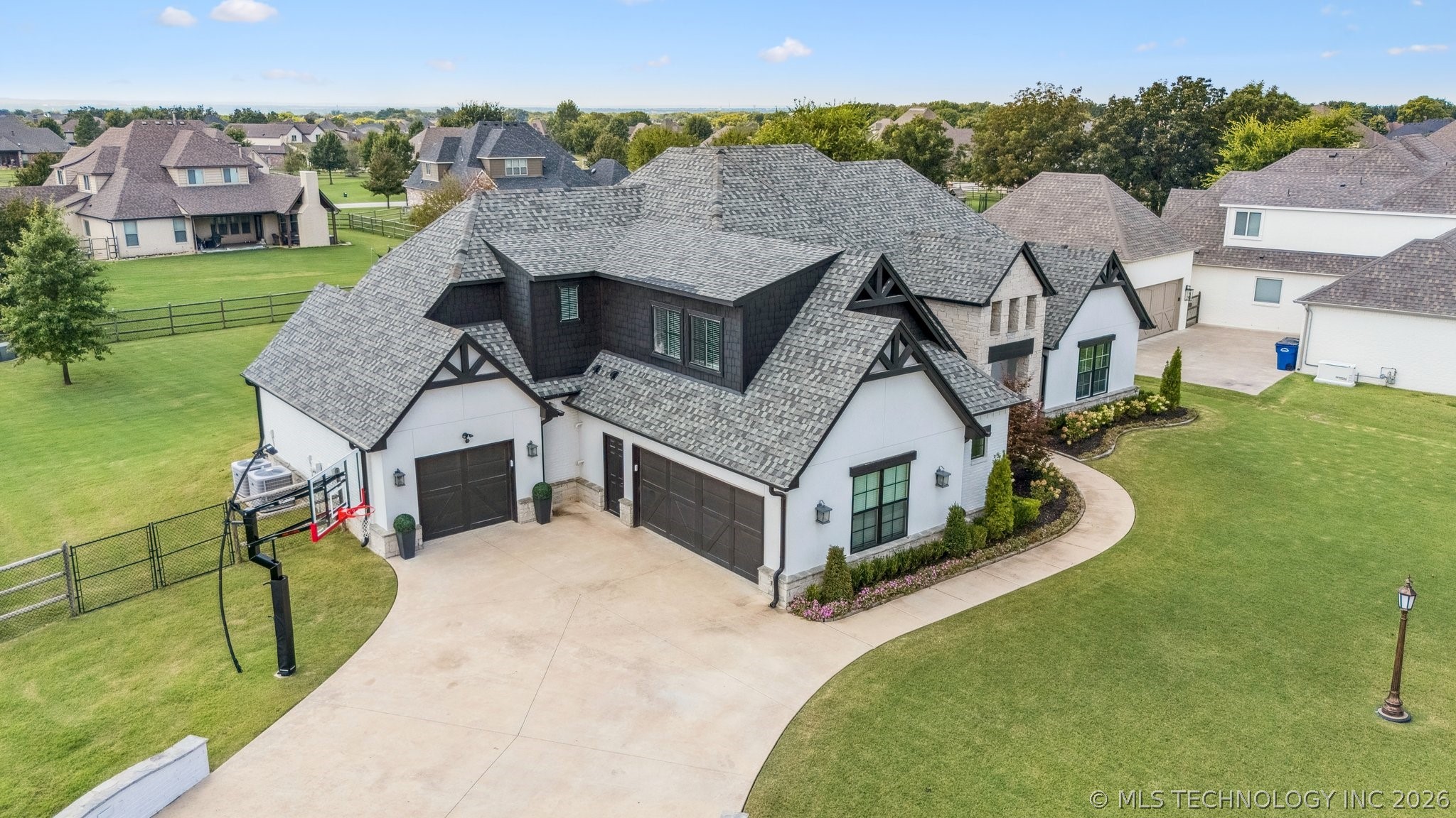 19236 E Twin Creeks Drive Owasso OK 74015