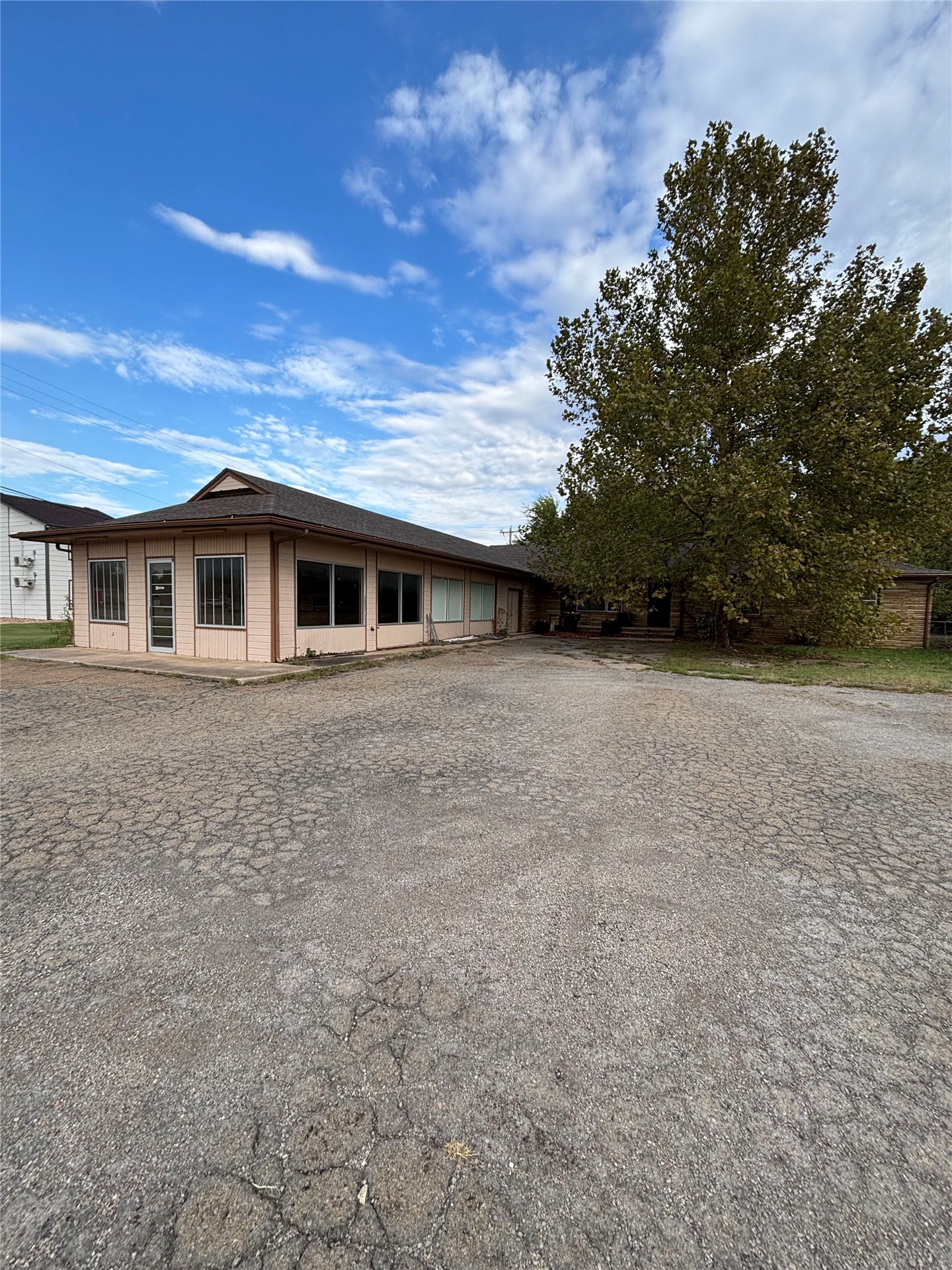 418 W Rogers Boulevard Skiatook OK 74070