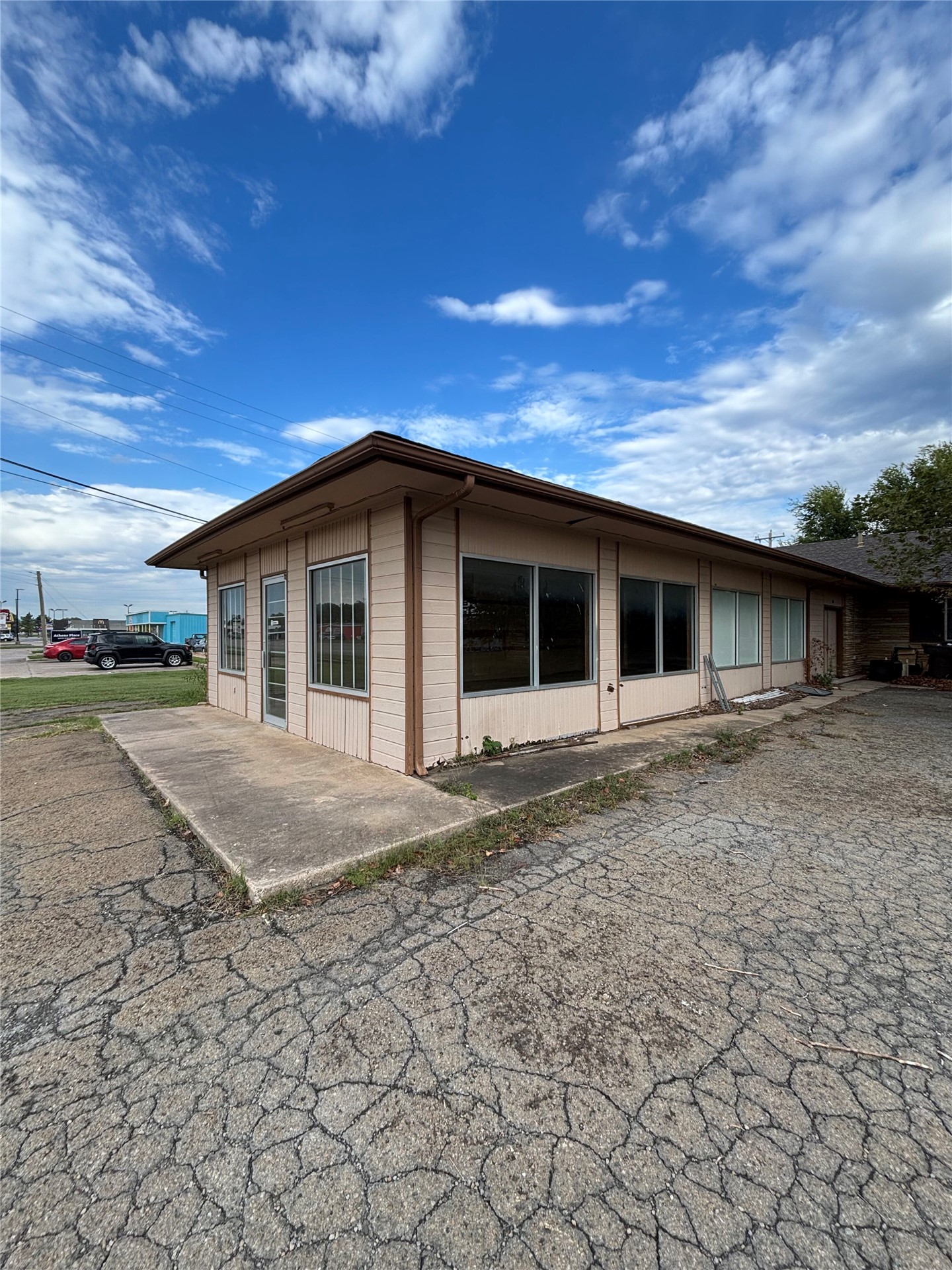 418 W Rogers Boulevard Skiatook OK 74070