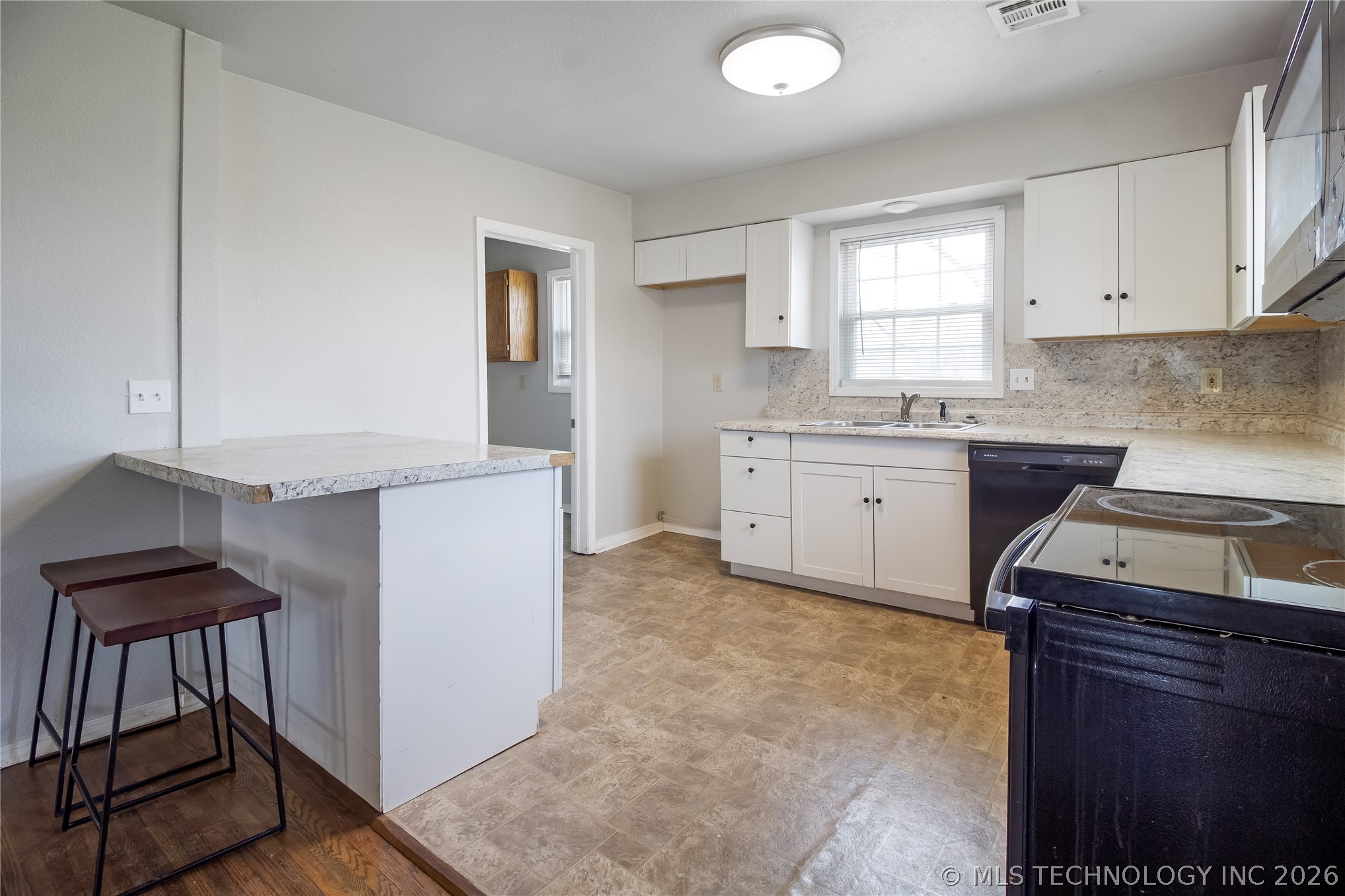1916 W Union Place Collinsville OK 74021