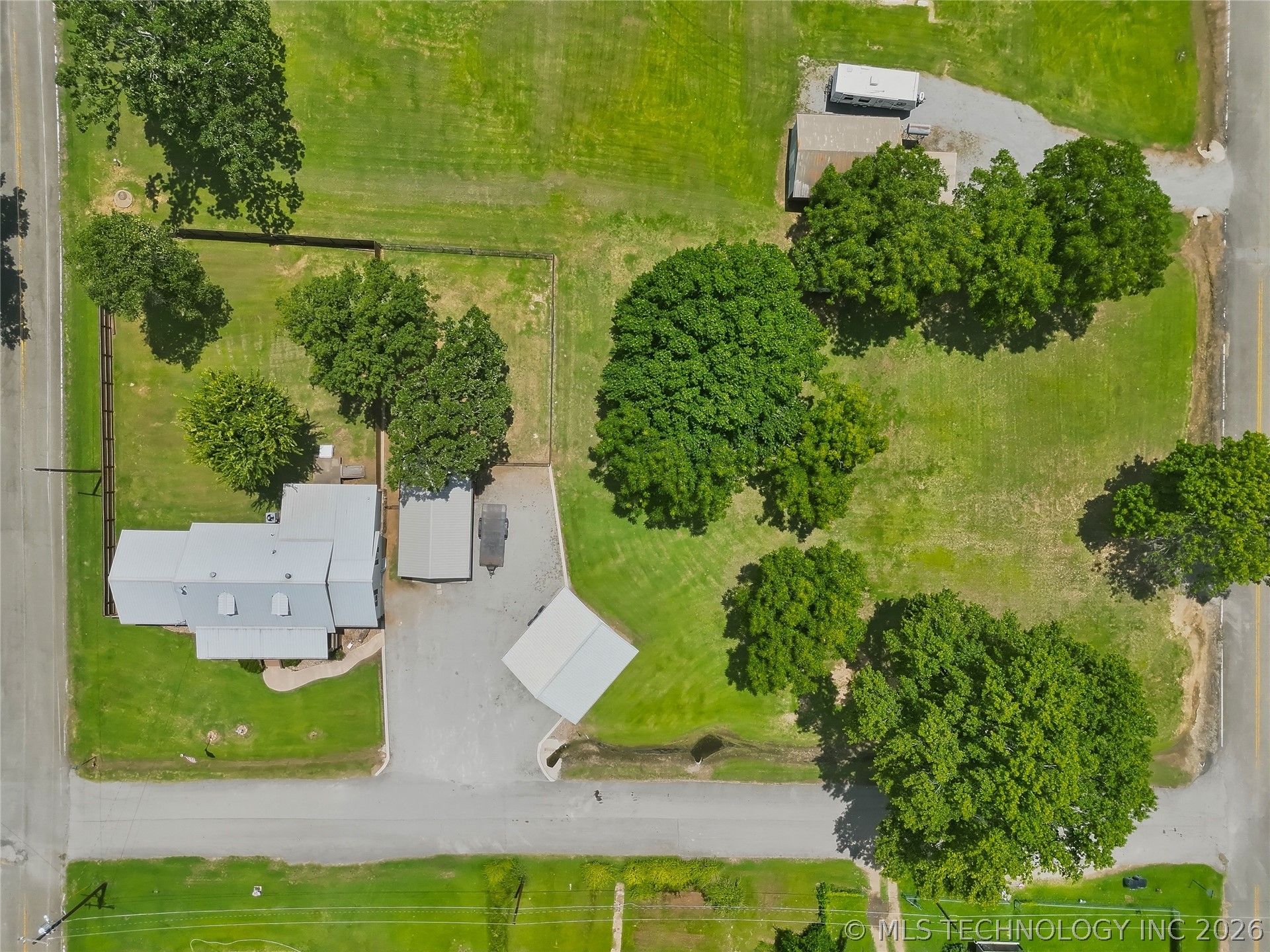 809 N K Street Quinton OK 74561