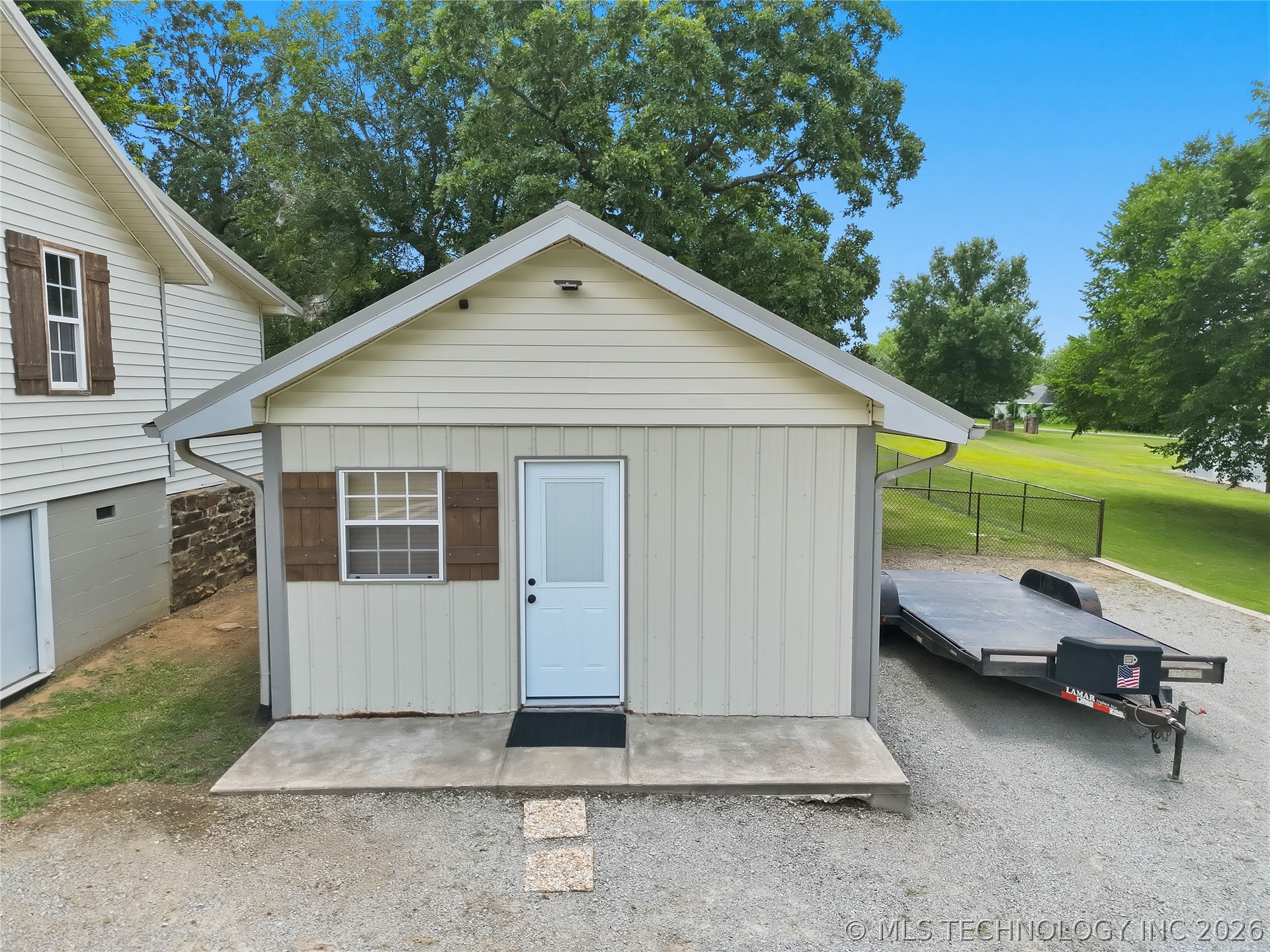809 N K Street Quinton OK 74561