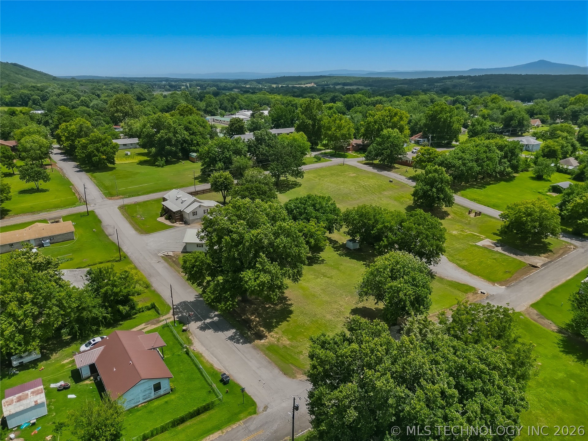 809 N K Street Quinton OK 74561