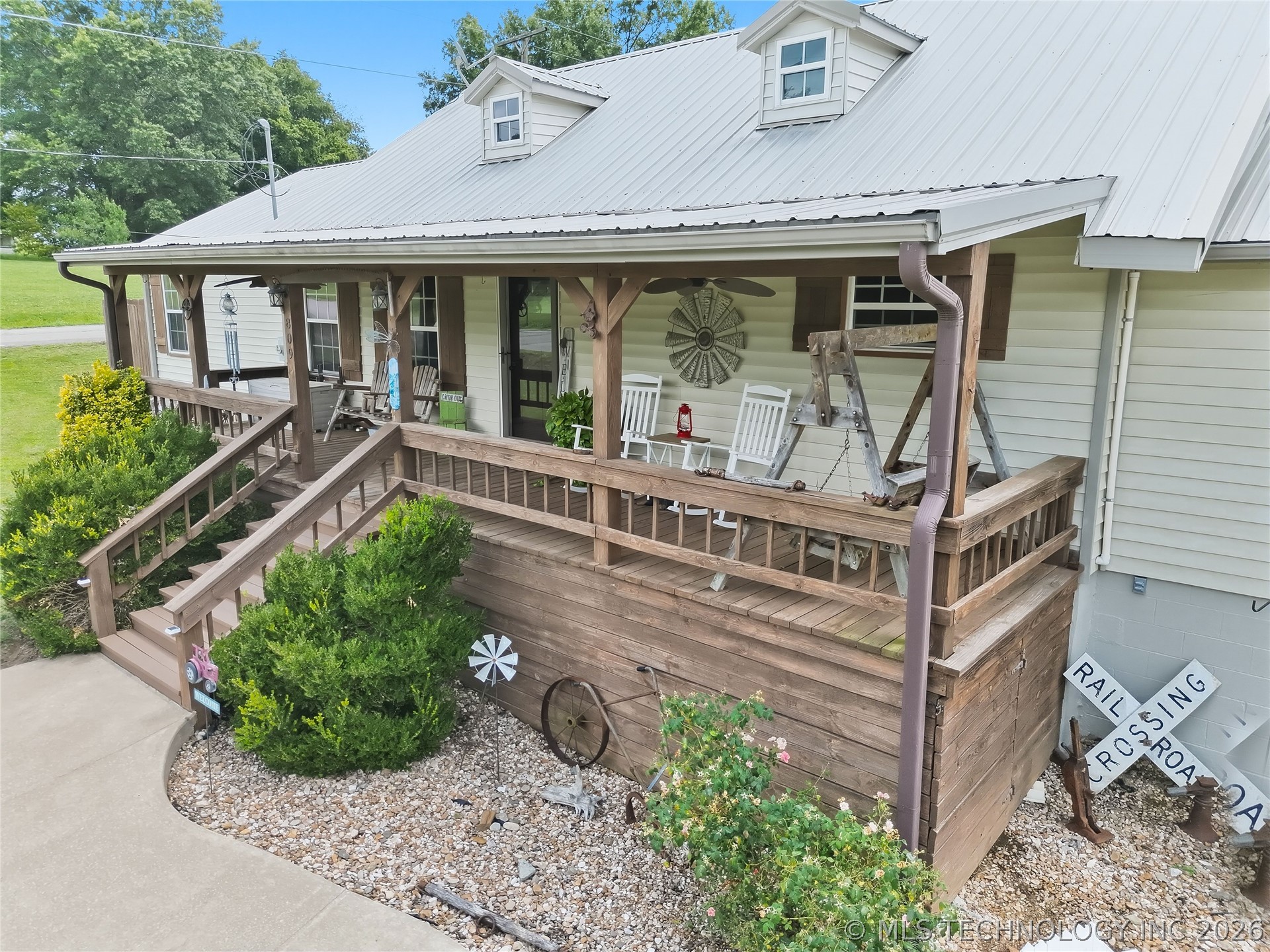 809 N K Street Quinton OK 74561