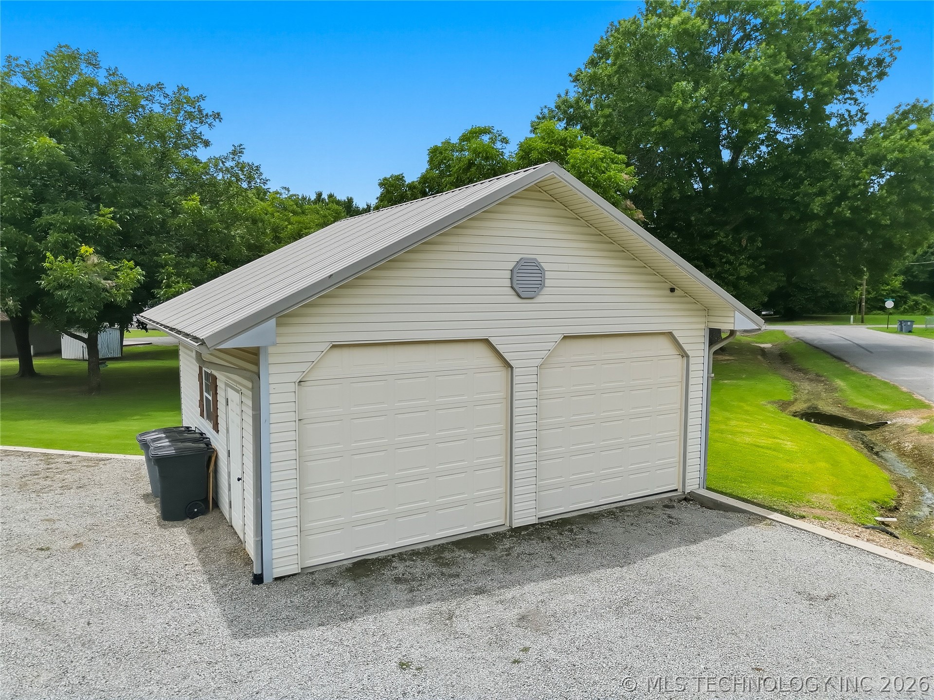 809 N K Street Quinton OK 74561