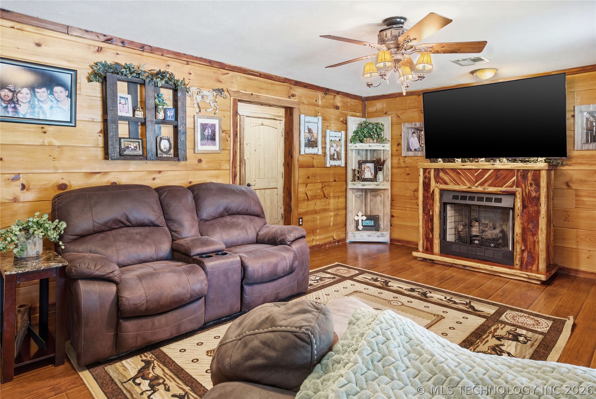 809 N K Street Quinton OK 74561