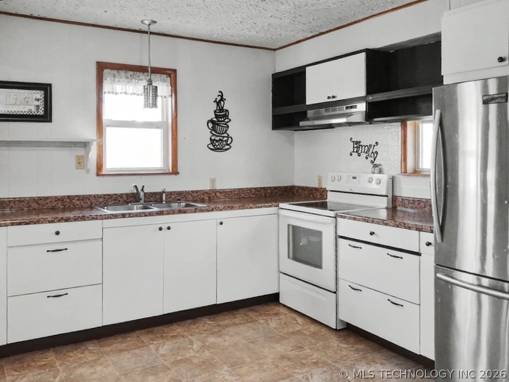 2064 Cave Creek Court Kansas OK 74347