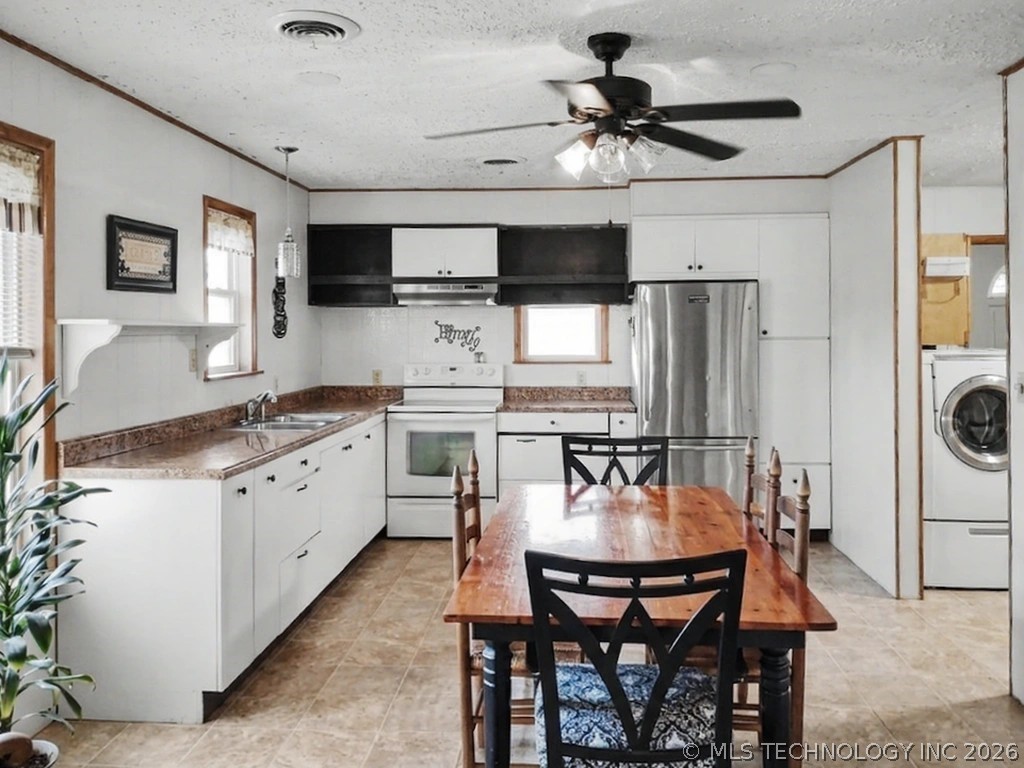 2064 Cave Creek Court Kansas OK 74347