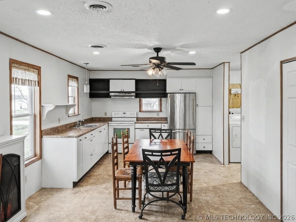 2064 Cave Creek Court Kansas OK 74347
