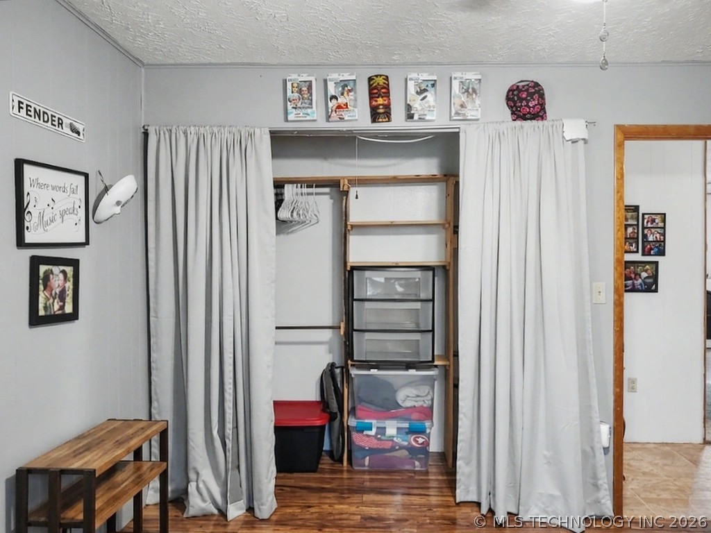 2064 Cave Creek Court Kansas OK 74347