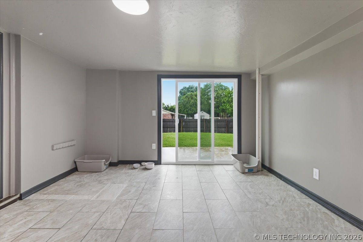 1680 S Pine Avenue Broken Arrow OK 74012