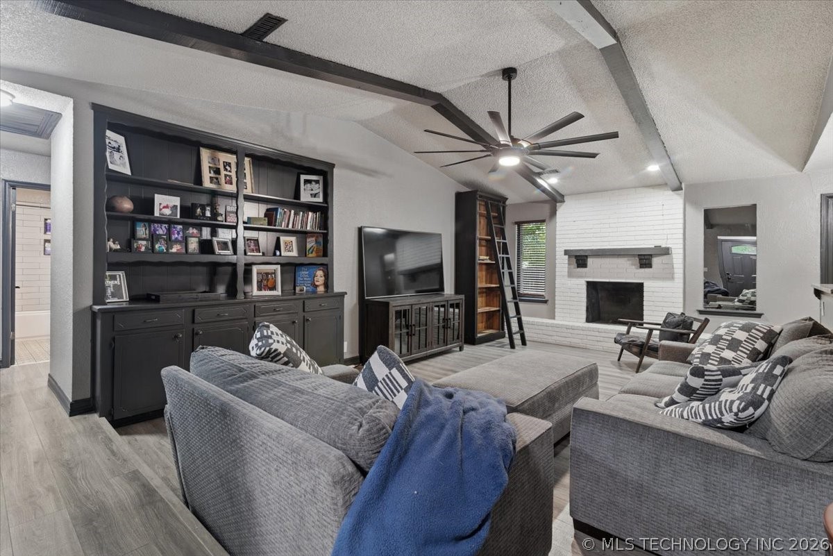 1680 S Pine Avenue Broken Arrow OK 74012