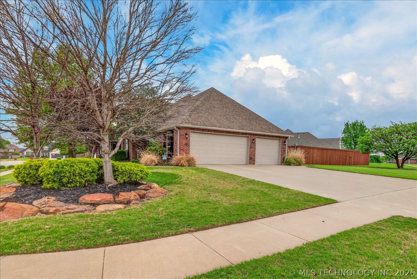 1208 Larkspur Drive Bartlesville OK 74006
