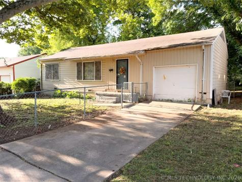 282 E 52nd Place N Tulsa OK 74126