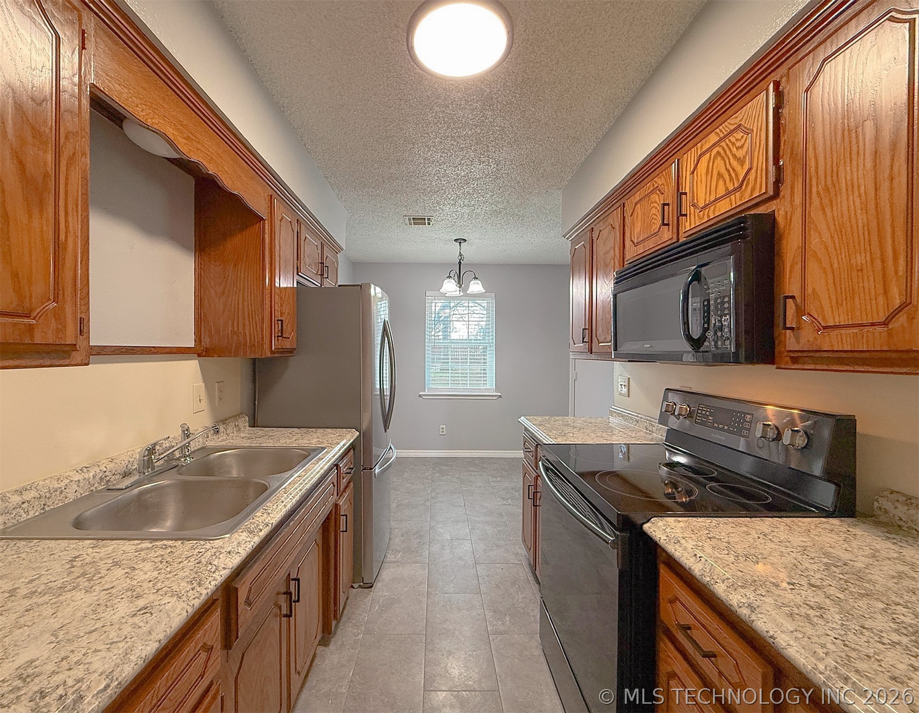 2217 E Meandering Way Ada OK 74820