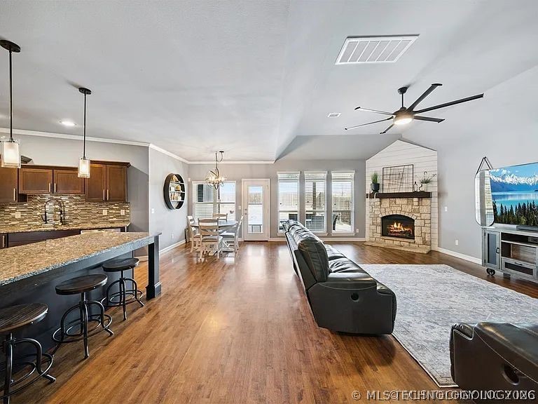 2101 W 117th Street Jenks OK 74037