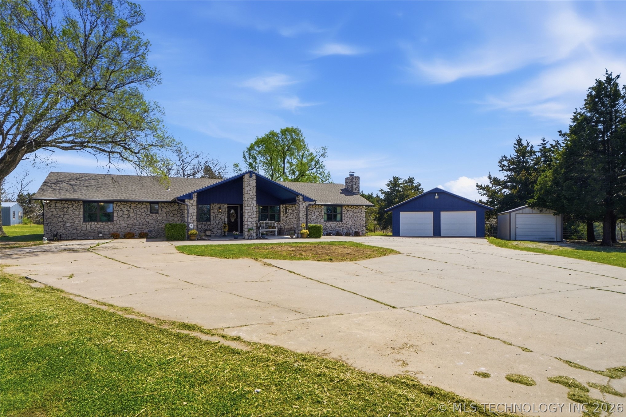 1587 County Road 5244 Hominy OK 74035
