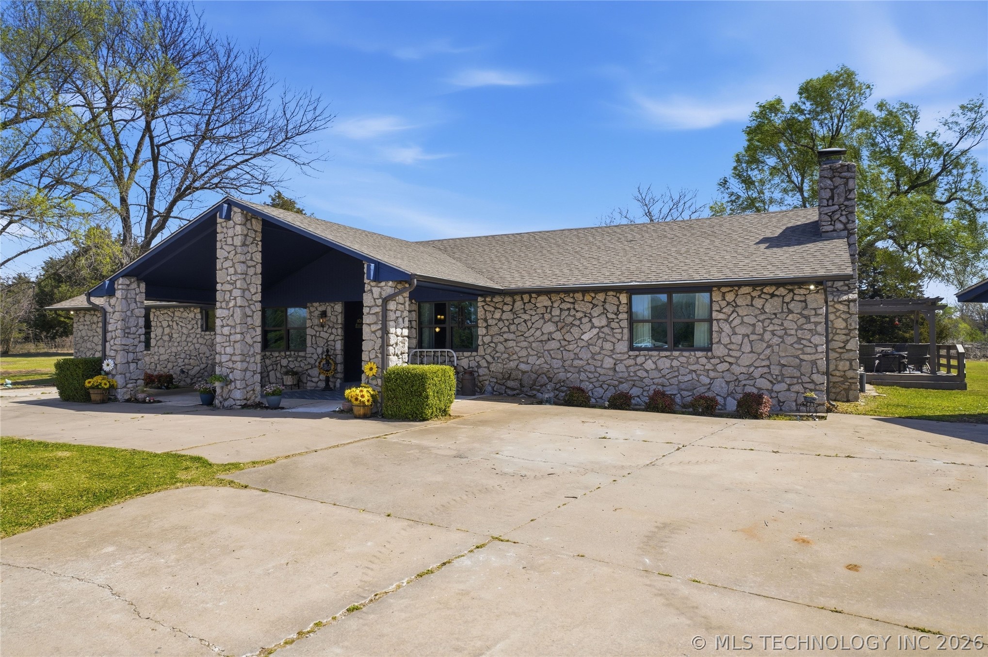 1587 County Road 5244 Hominy OK 74035