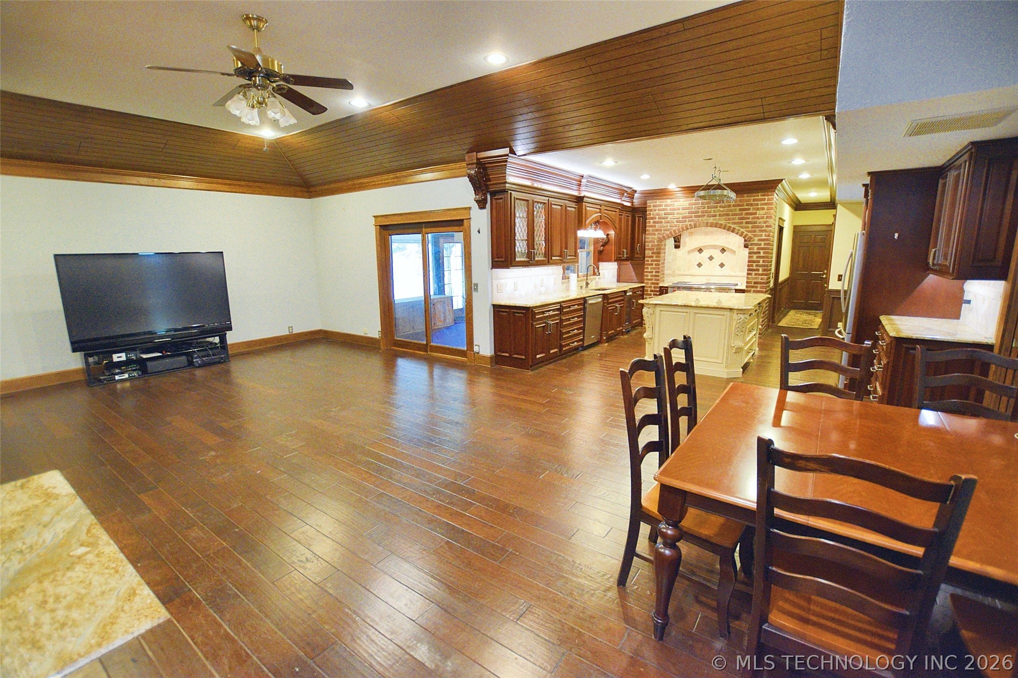 720 S East Avenue Tahlequah OK 74464