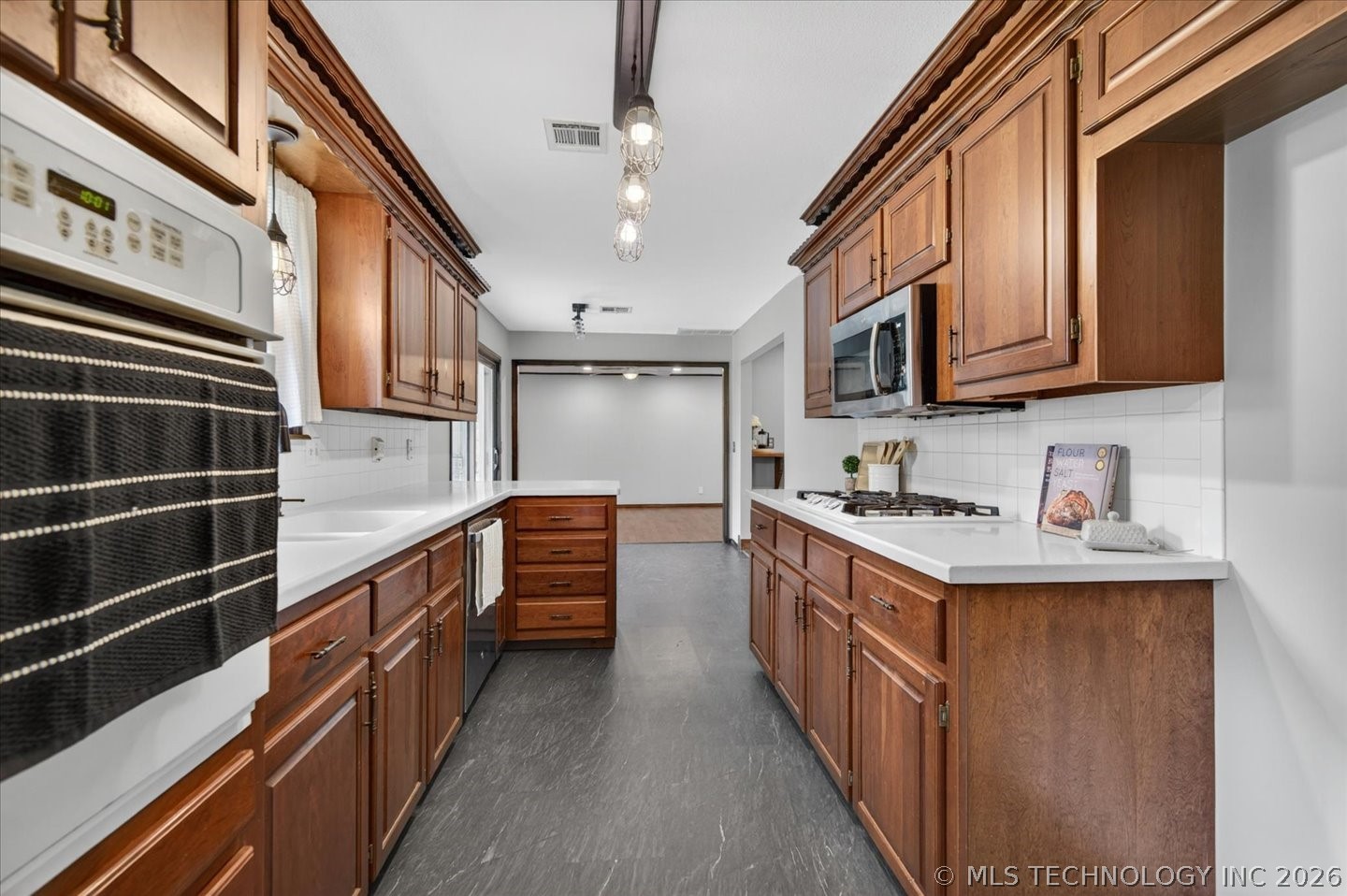 6437 Baylor Drive Bartlesville OK 74006
