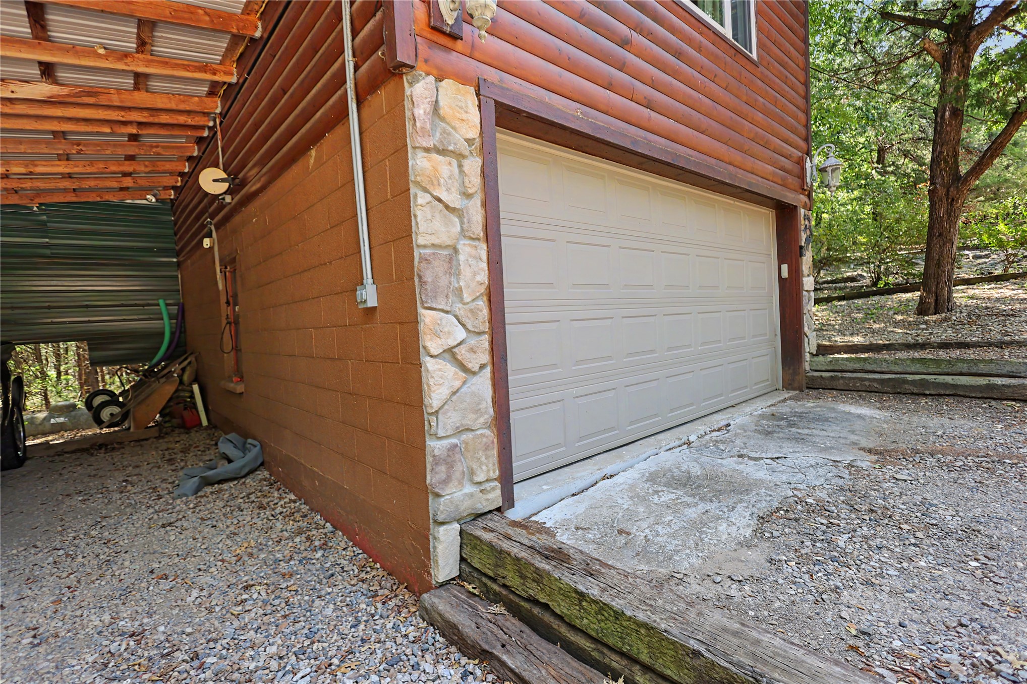 21325 W 898 Road Cookson OK 74427