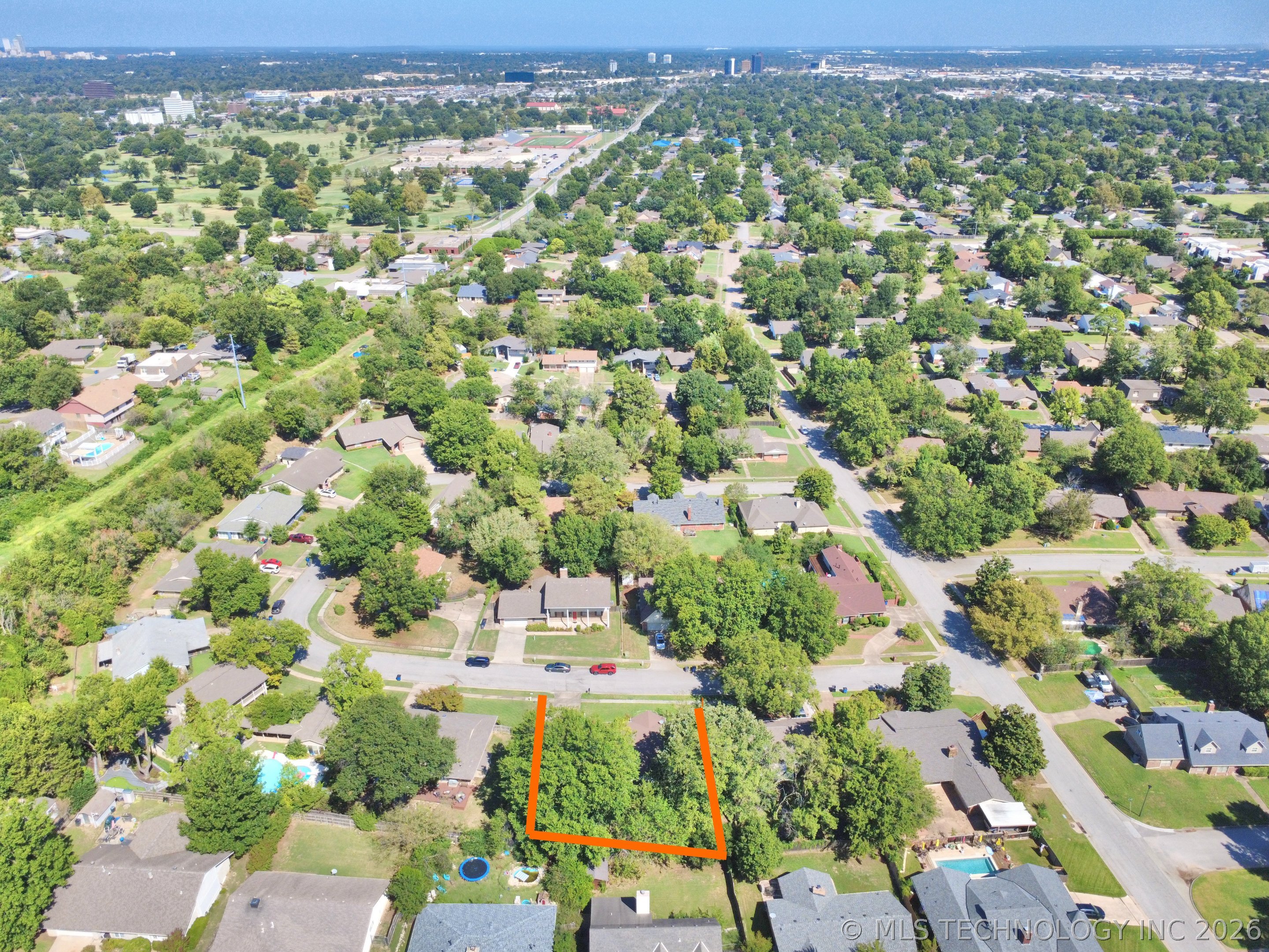 5736 E 63rd Place Tulsa OK 74136