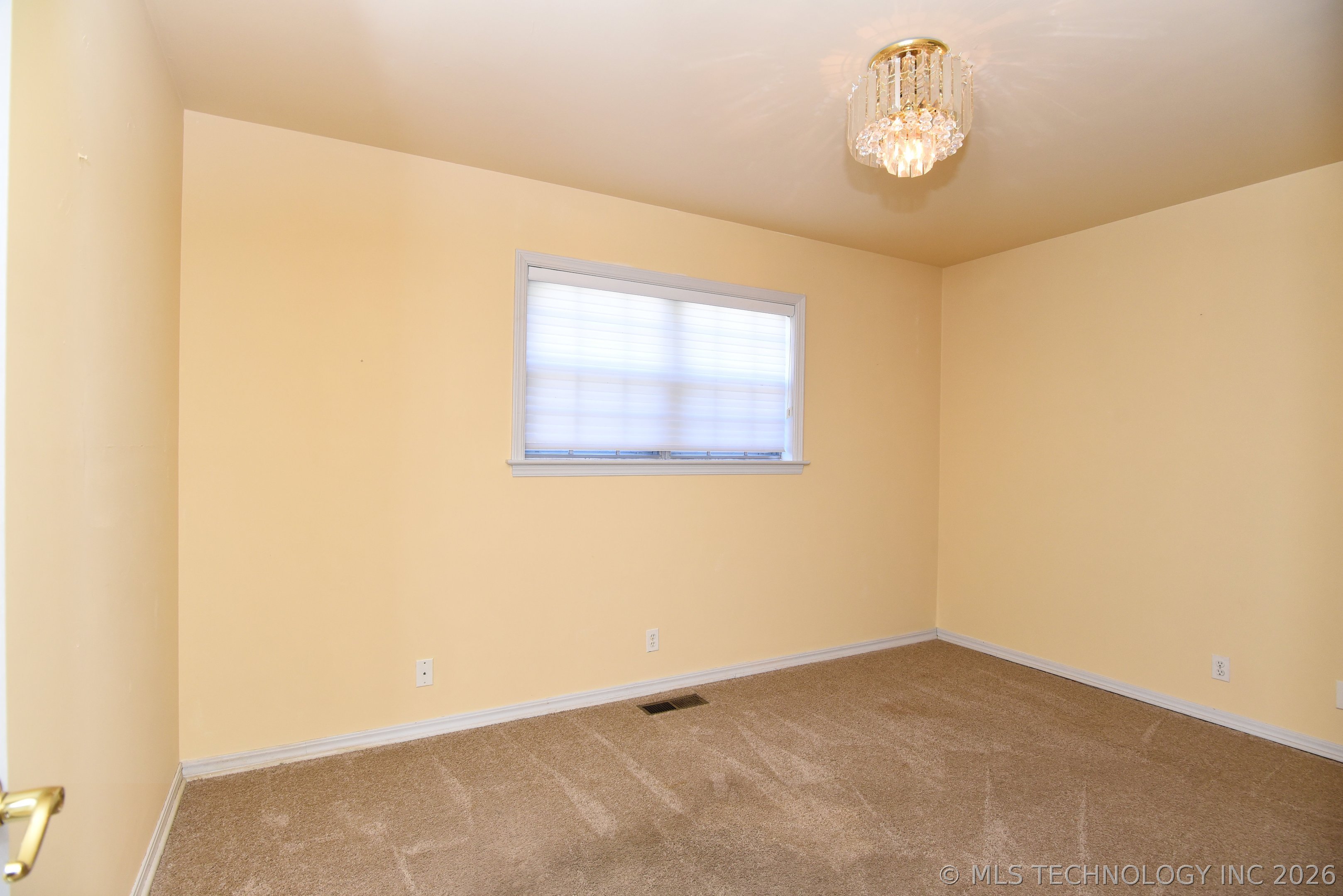 5736 E 63rd Place Tulsa OK 74136