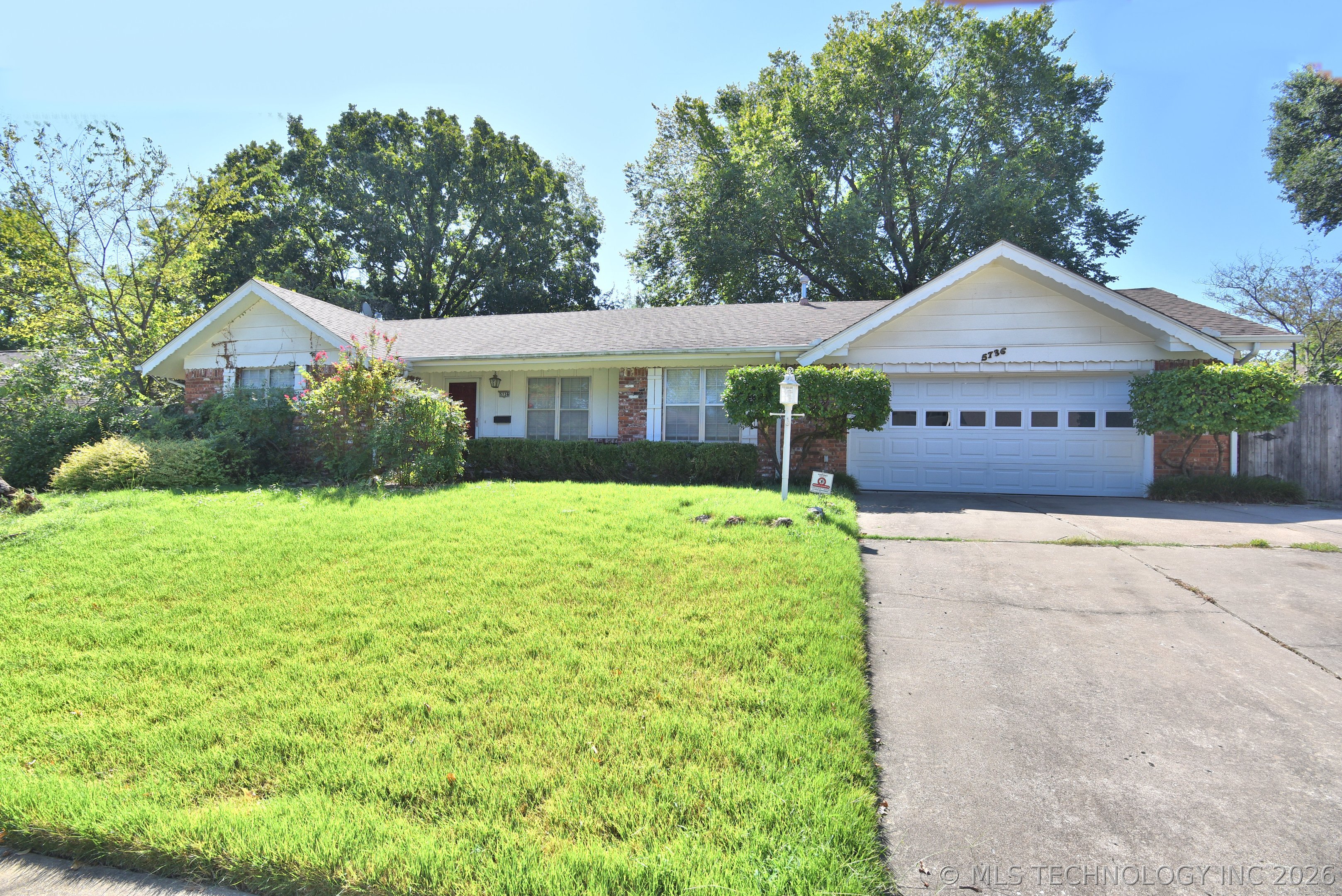 5736 E 63rd Place Tulsa OK 74136