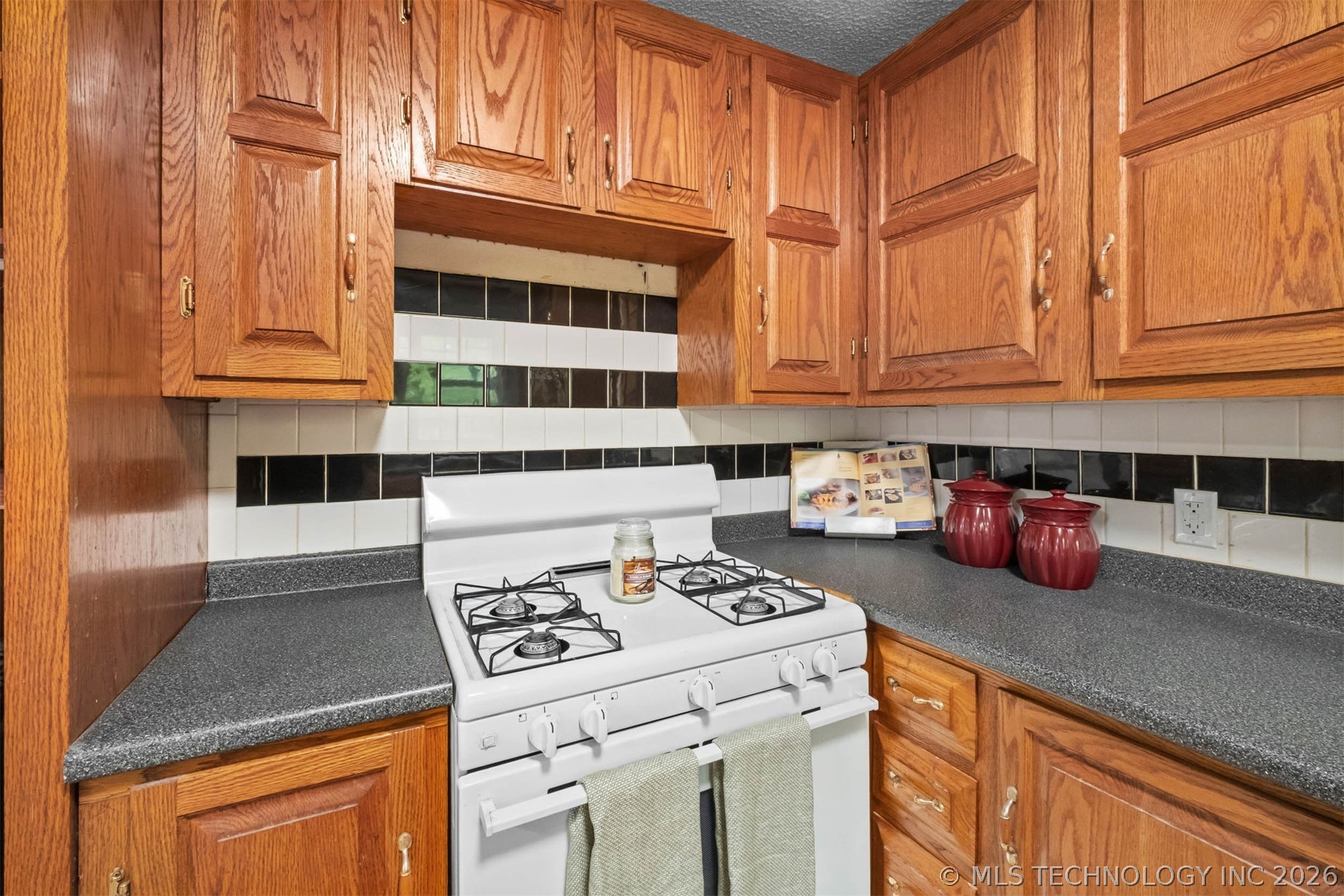 317 W Cedar Stilwell OK 74960