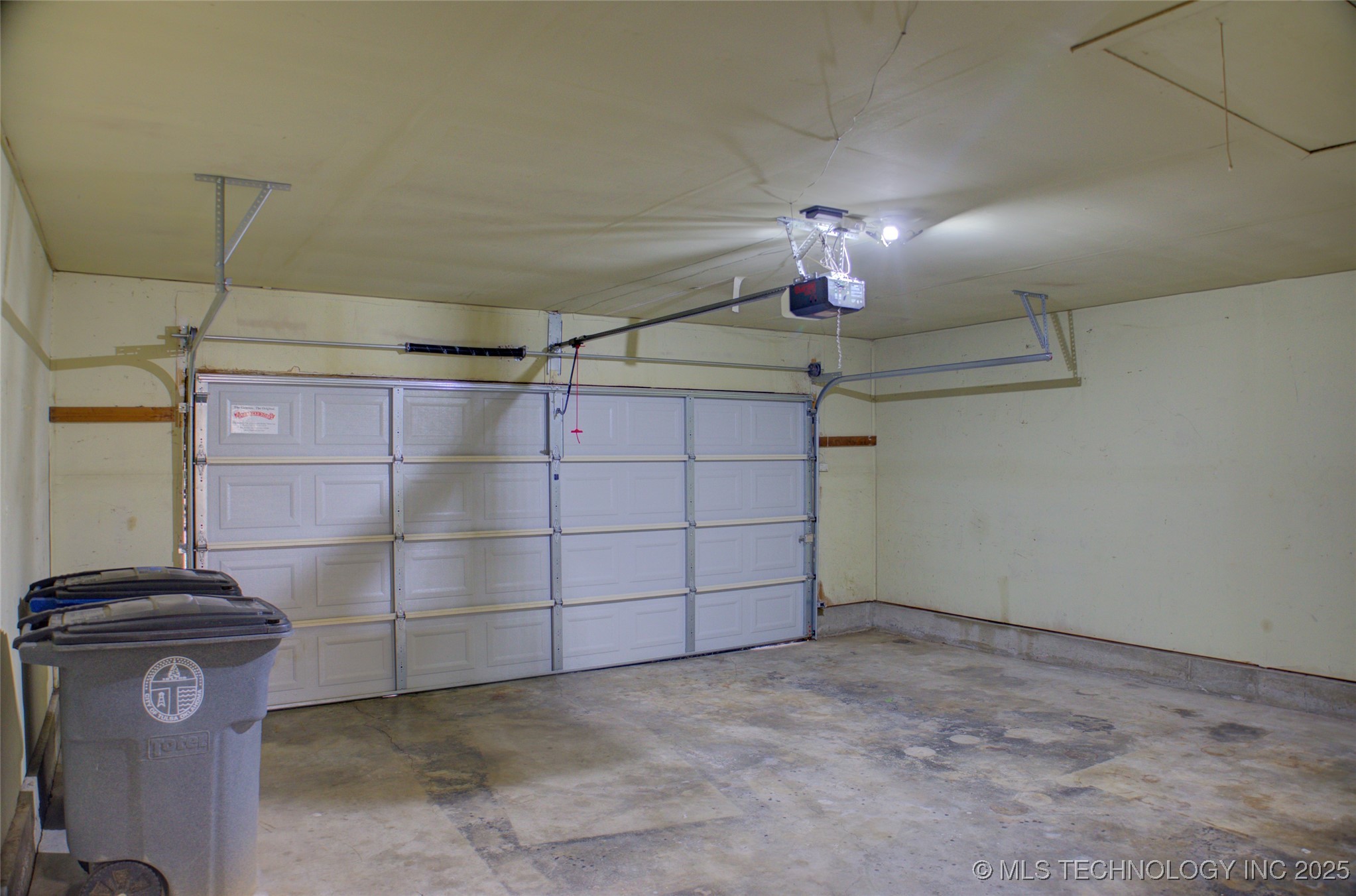 4303 S Lakewood Avenue Tulsa OK 74135