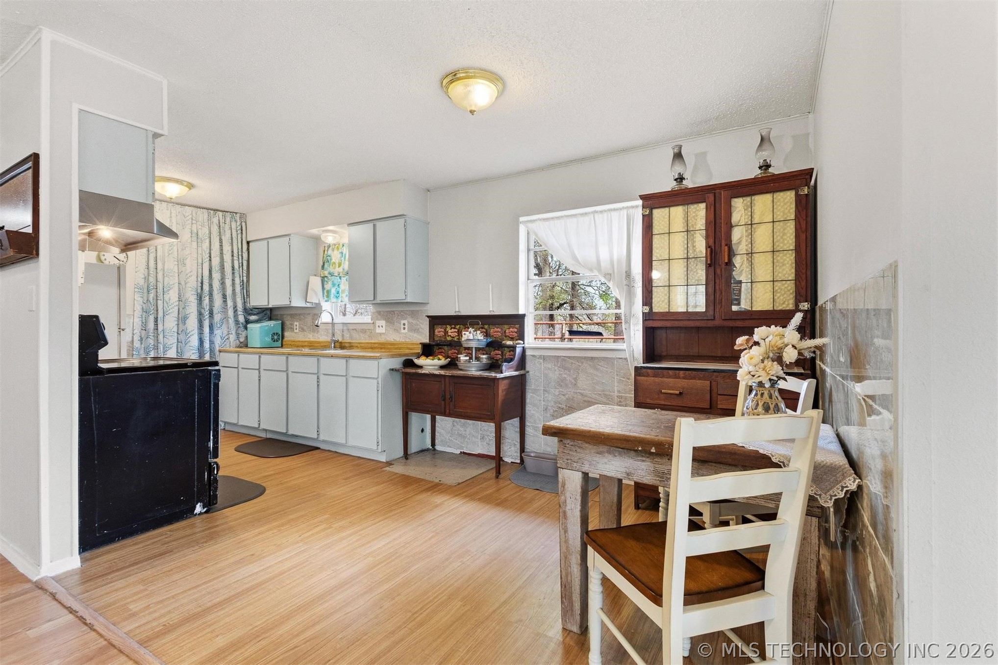 2628 E 2064 Road Hugo OK 74743