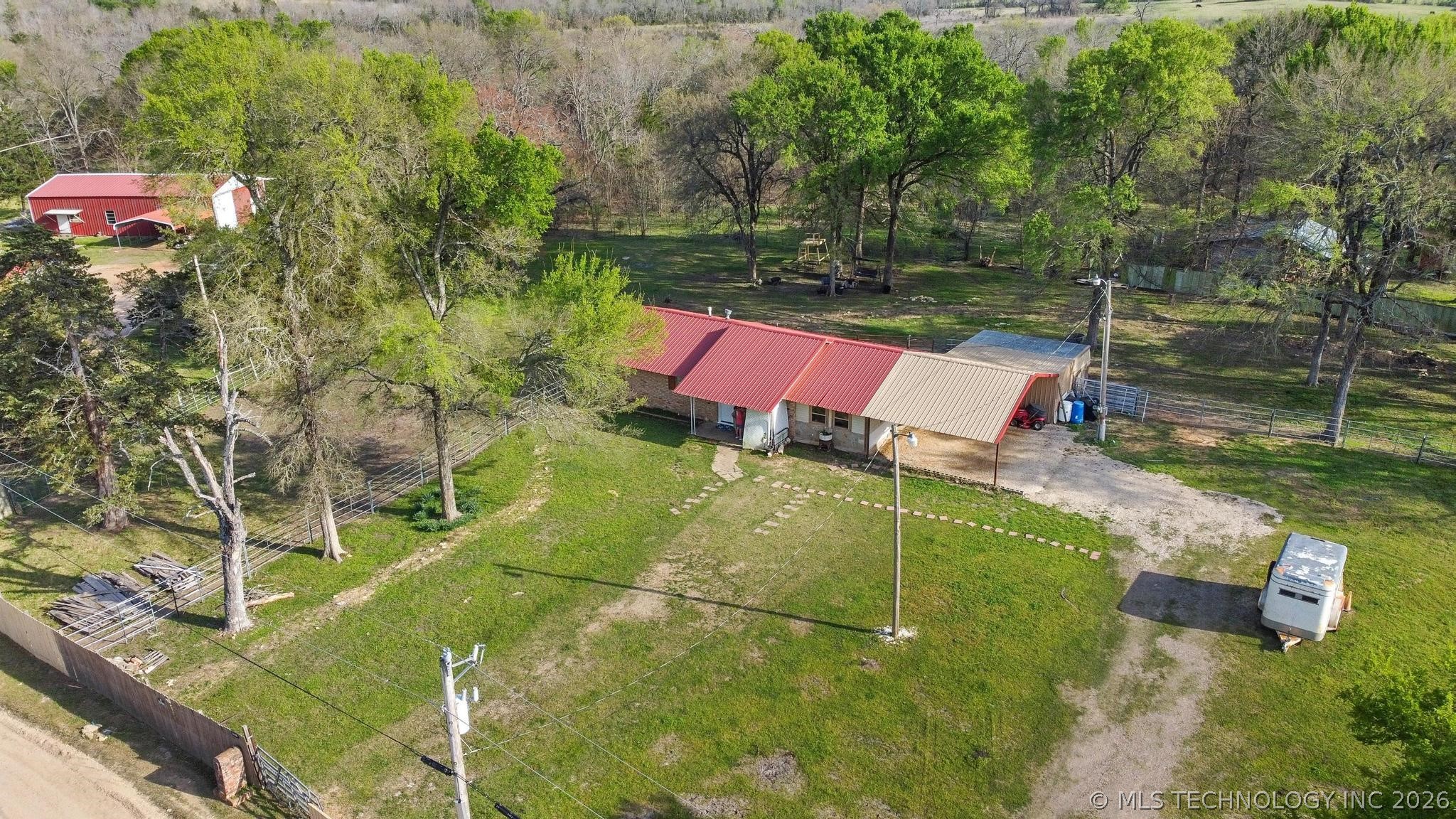 2628 E 2064 Road Hugo OK 74743