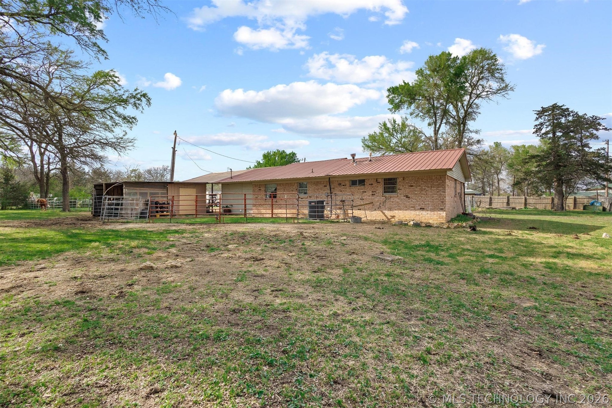 2628 E 2064 Road Hugo OK 74743