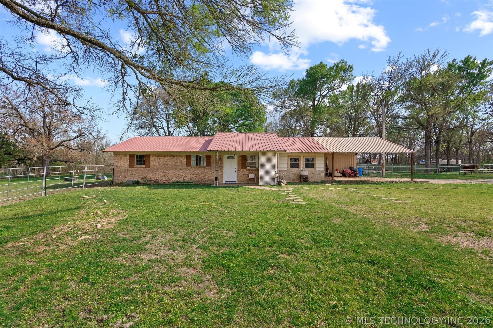 2628 E 2064 Road Hugo OK 74743