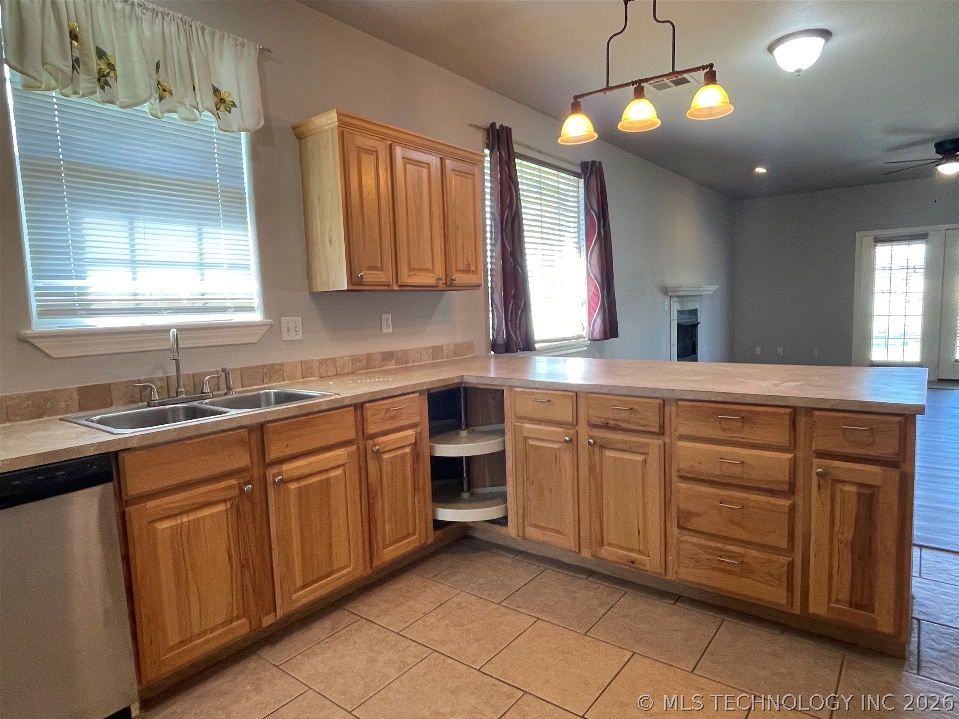 420 N Hughes Avenue Morris OK 74445