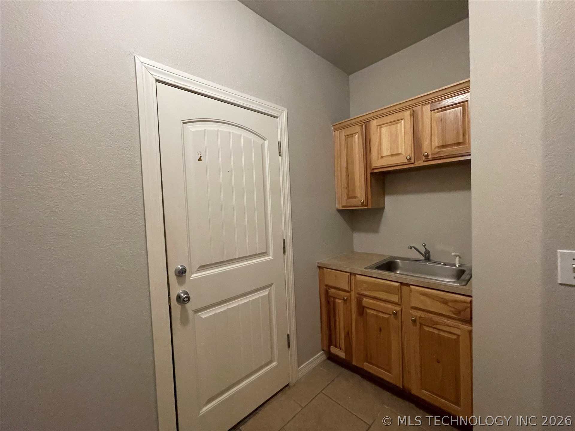 420 N Hughes Avenue Morris OK 74445