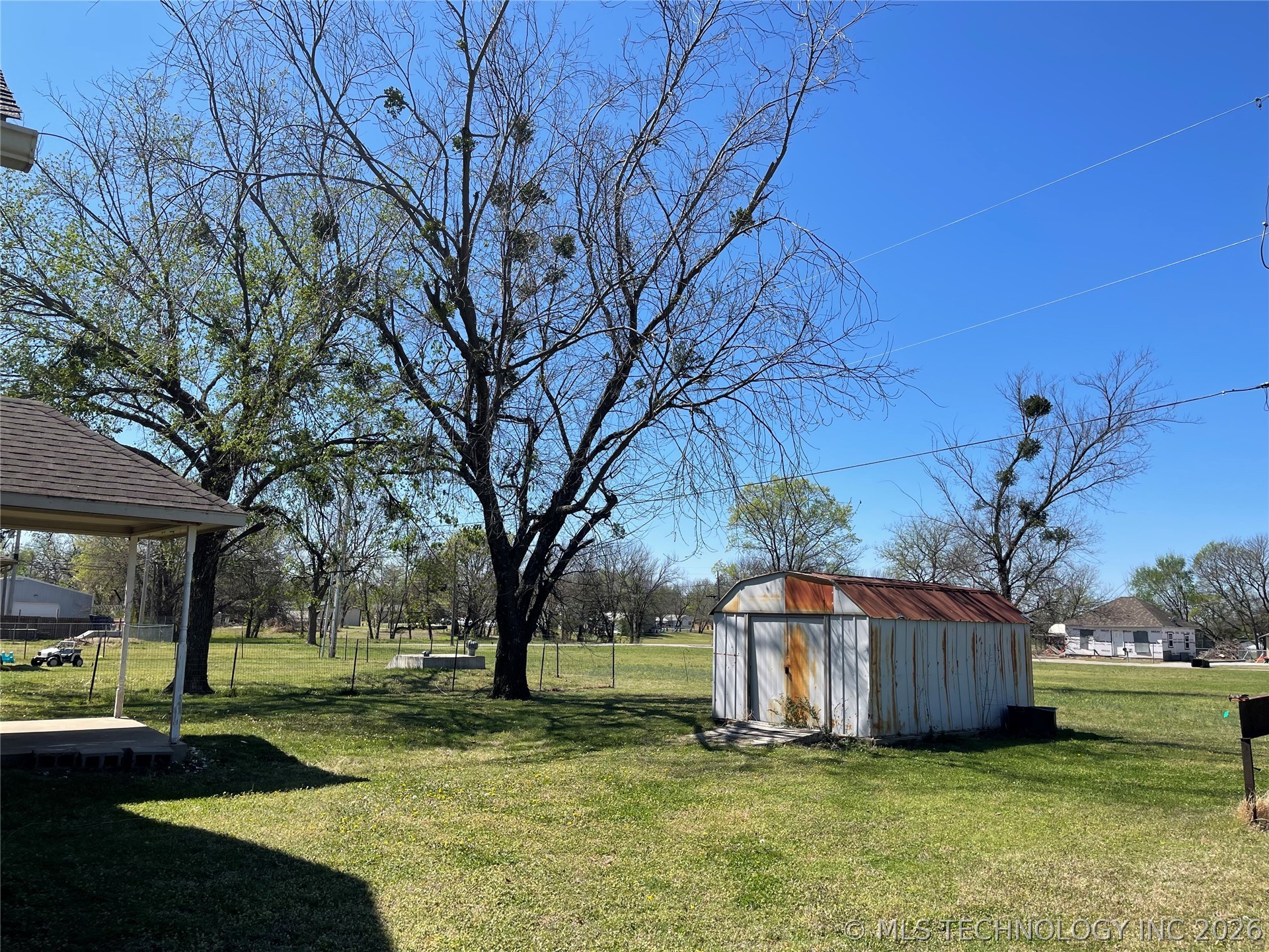 420 N Hughes Avenue Morris OK 74445
