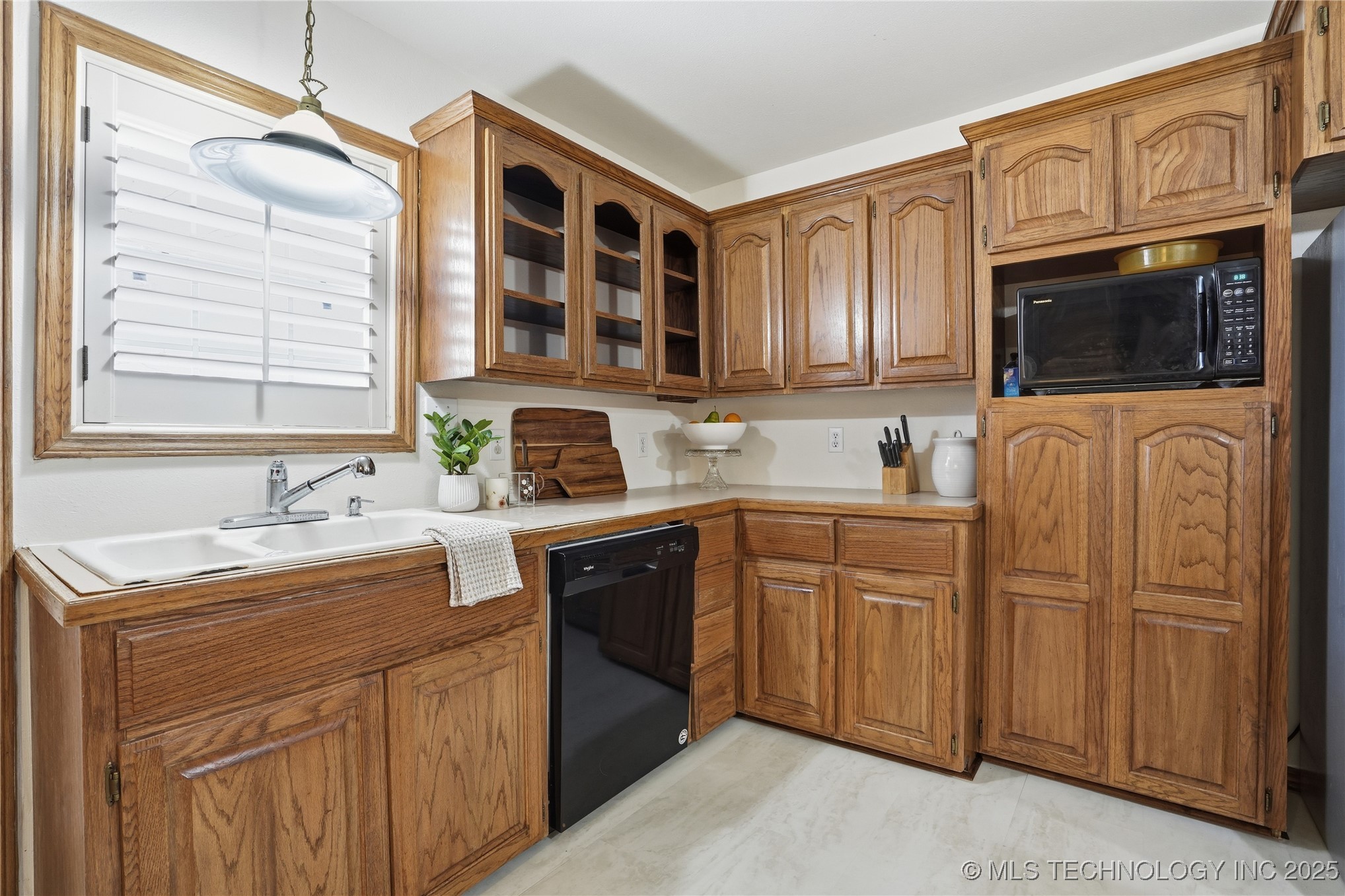 1417 E Oak Street Cushing OK 74023